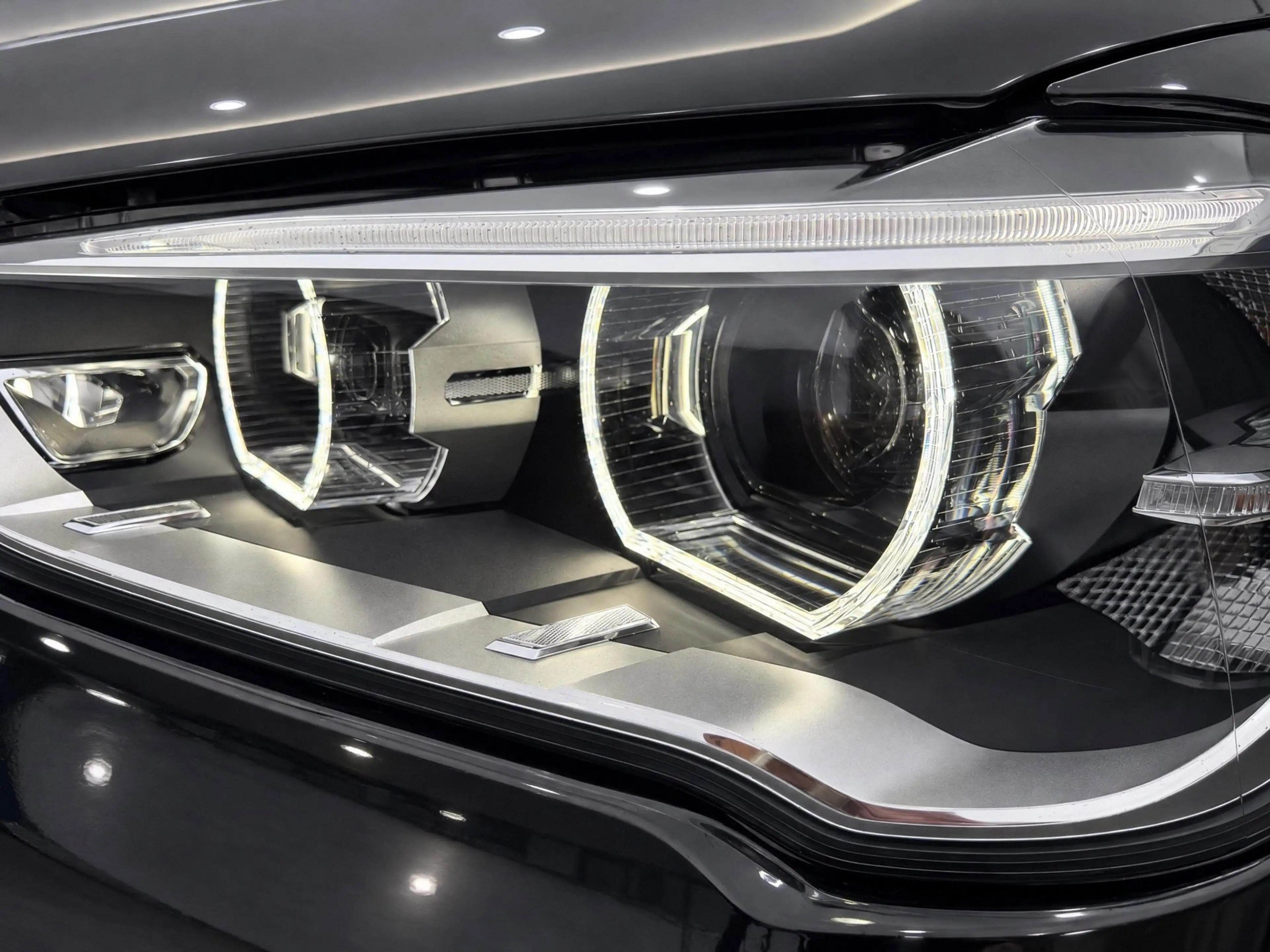 BMW X1 SDrive18i Executive Automaat met Led !!! Navigatie — photo 9