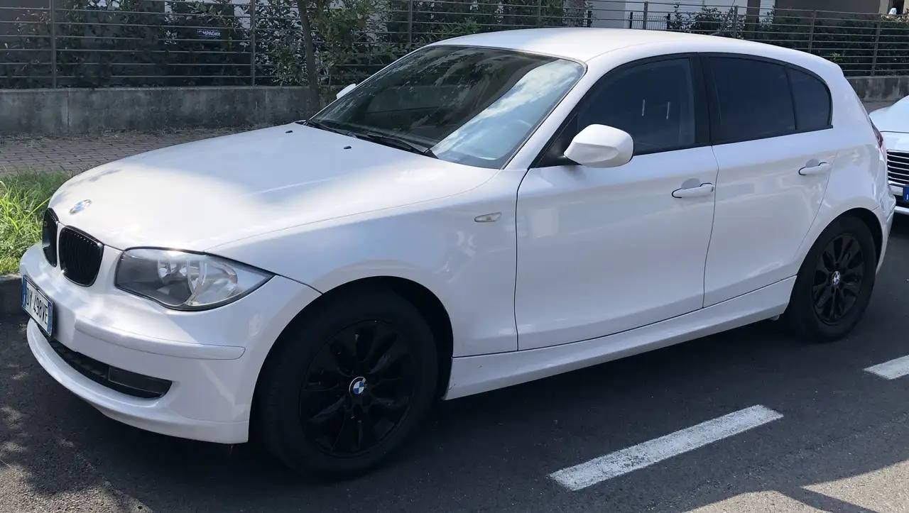 BMW 120