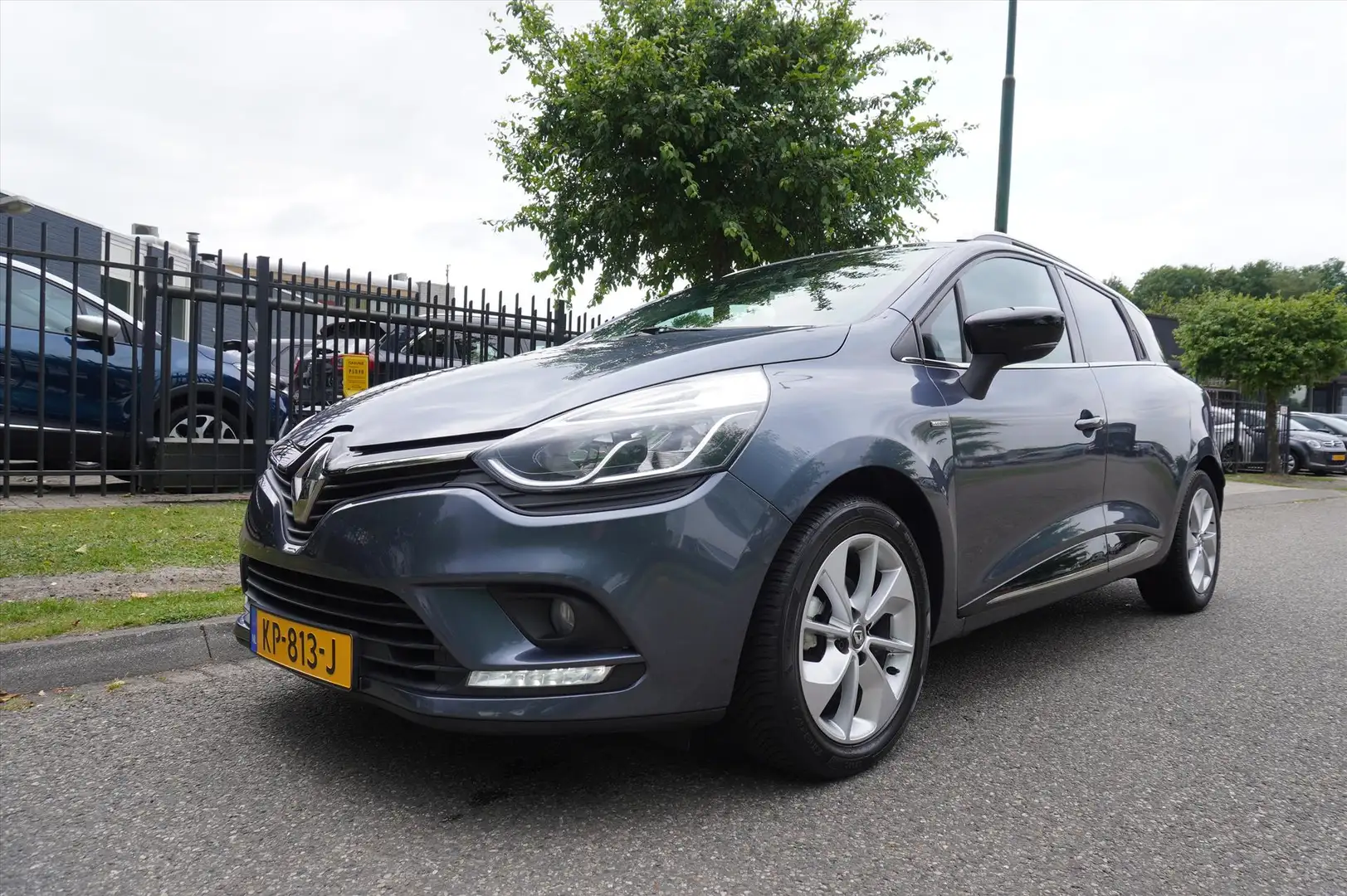Renault Clio Energy TCe 90pk S&S Limited Navigatie Climatronic Gris - 1