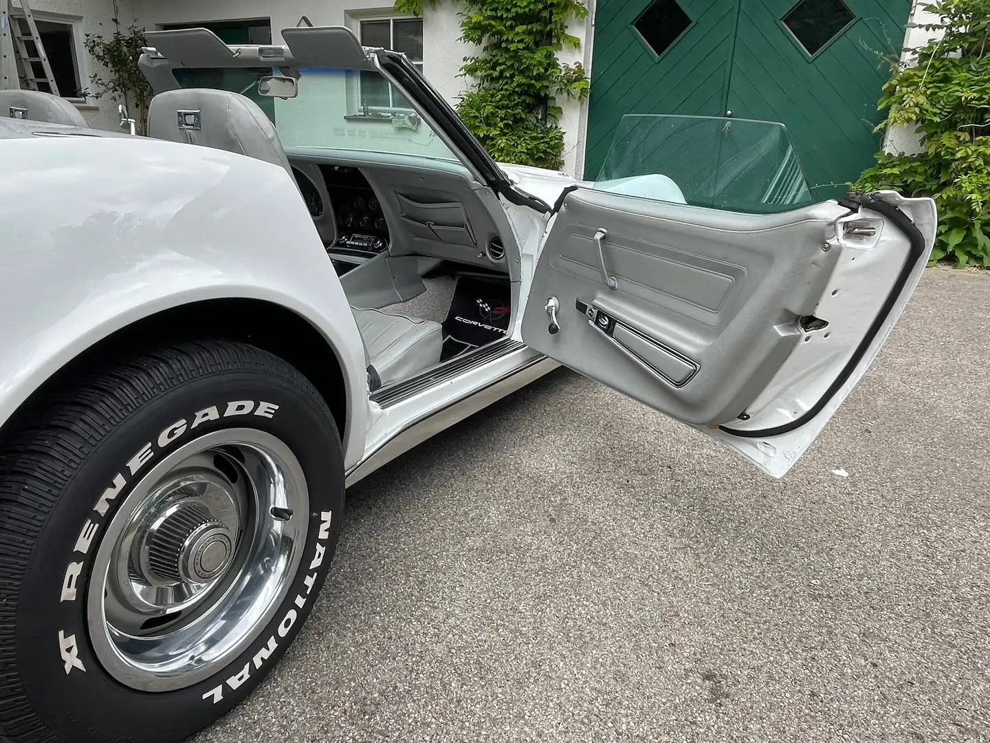 Corvette C3 Corvette C3 Chrommodell – Edle Chrom-Optik Weiß - 2