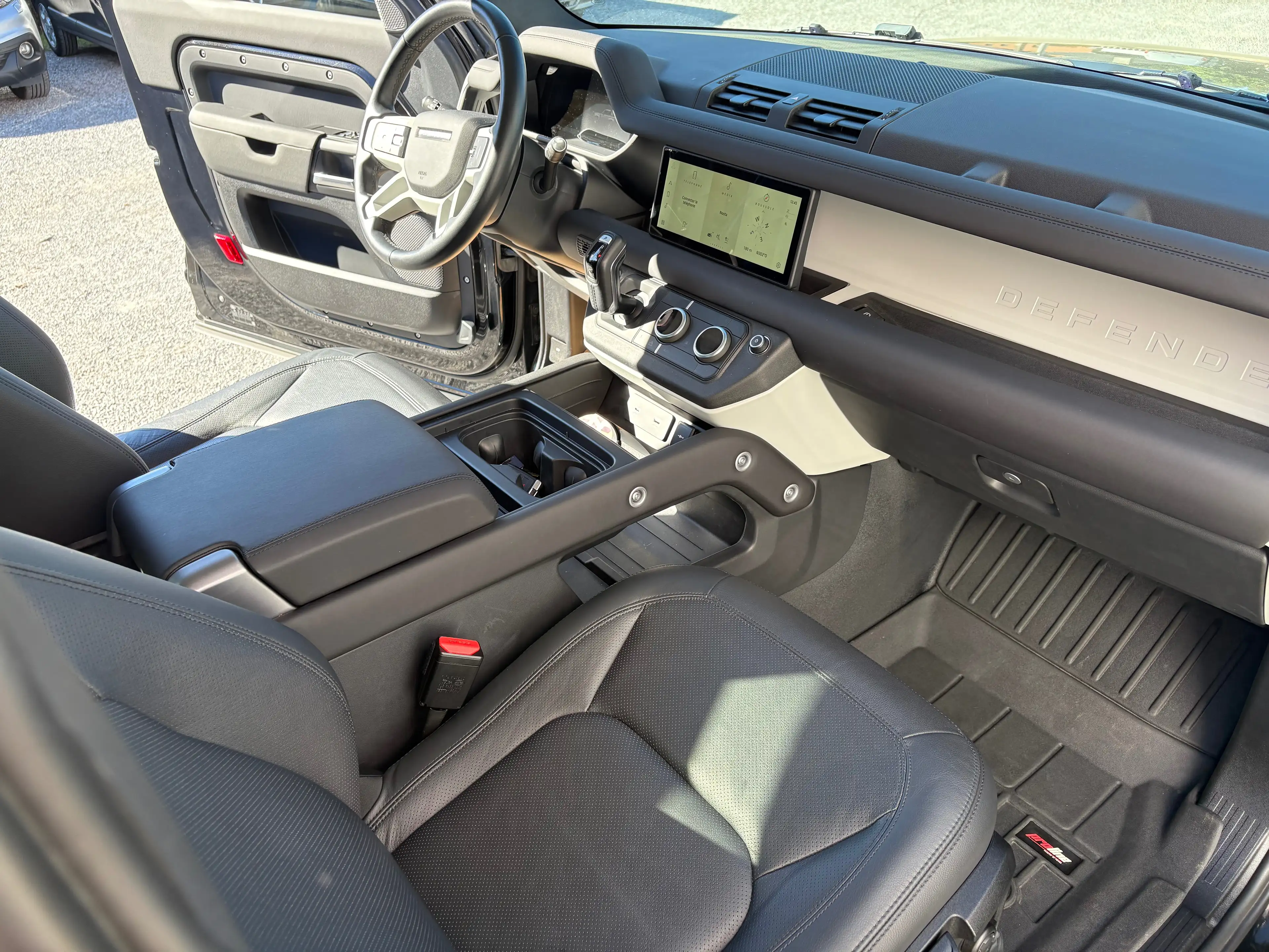 Land Rover Defender Defender 90 3.0 D200 S — photo 14