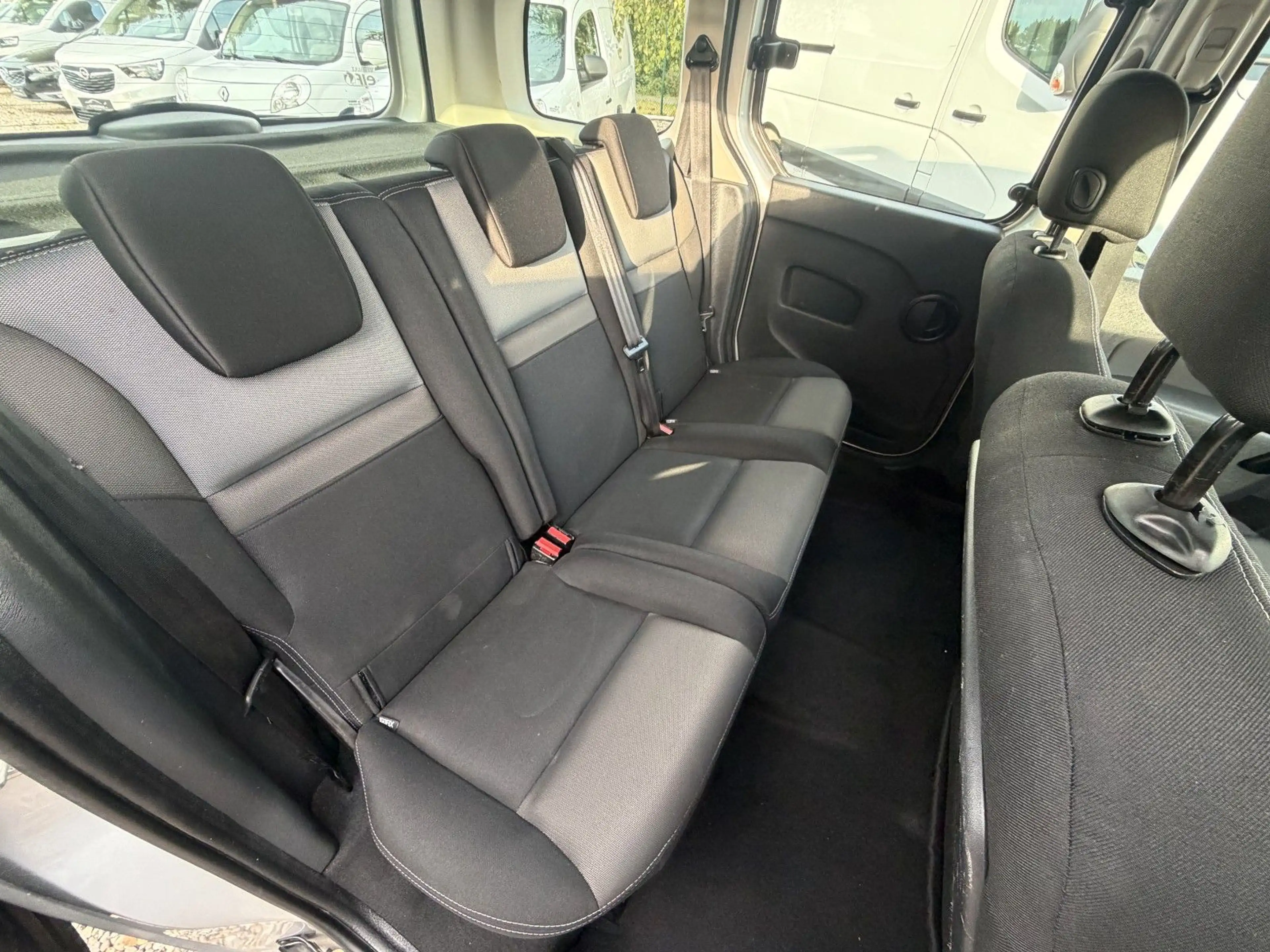 Renault Kangoo Limited*2.HD*Klima*Temp*BT*TÜV NEU — photo 12