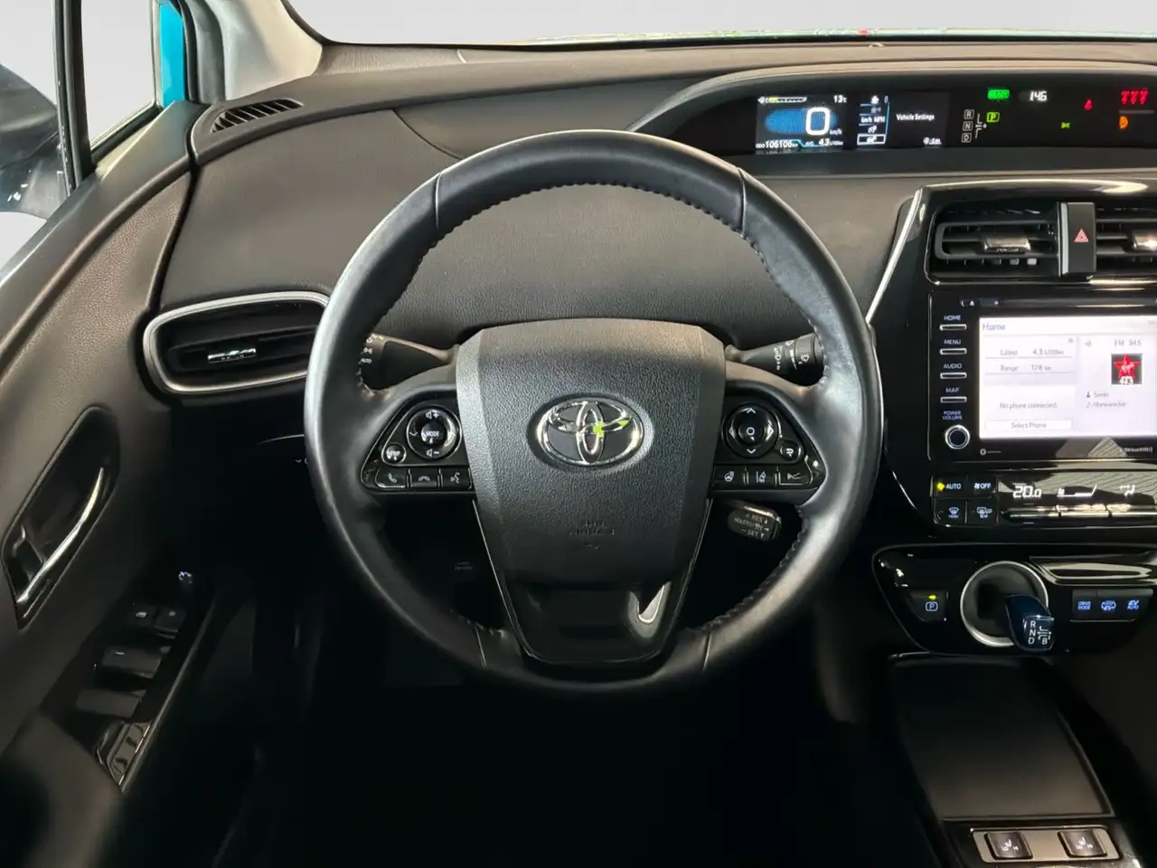 Toyota Prius Prime снимка Toyota Prius Prime