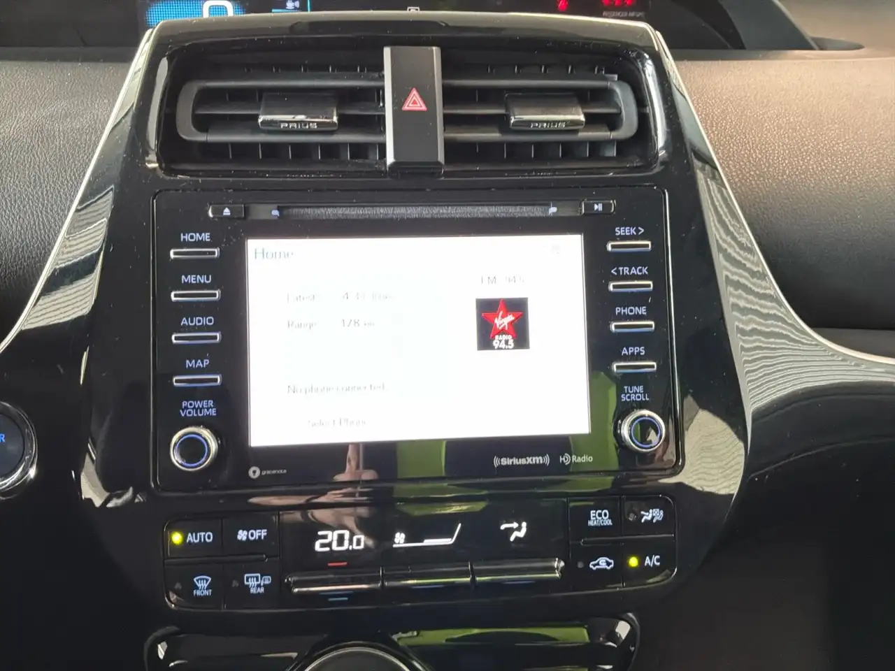 Toyota Prius Prime снимка Toyota Prius Prime