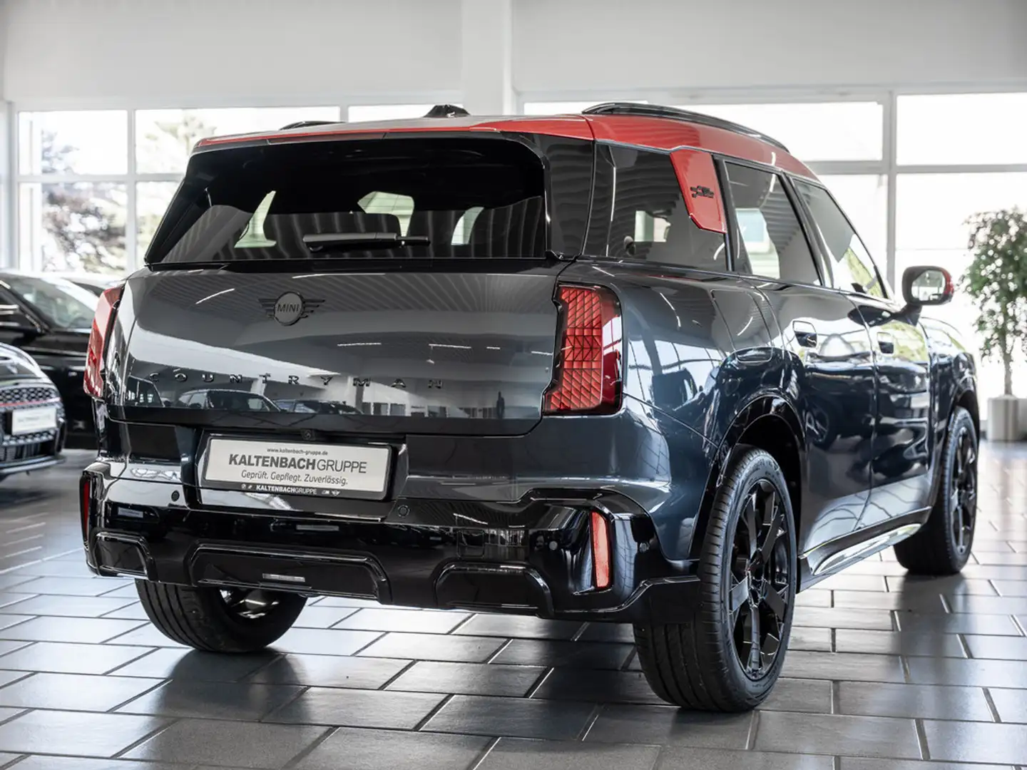 MINI John Cooper Works Countryman Szary - 2