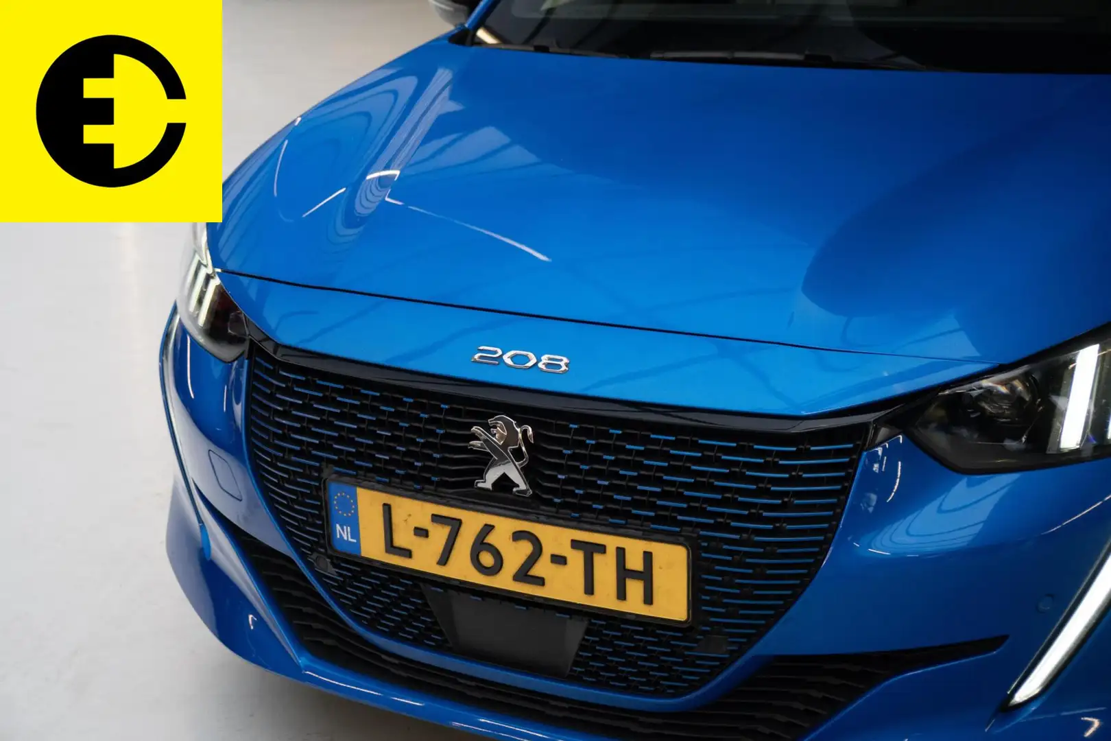 Peugeot e-208 EV GT 350 50 kWh | Stoelverwarming | Cruise | Pano Blauw - 2