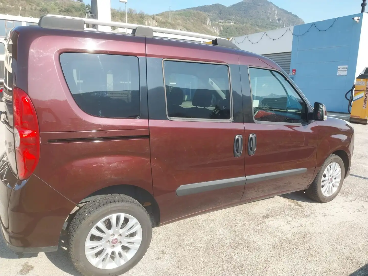 Fiat Doblo Doblo II 2010 1.6 mjt 16v Active Rosso - 2