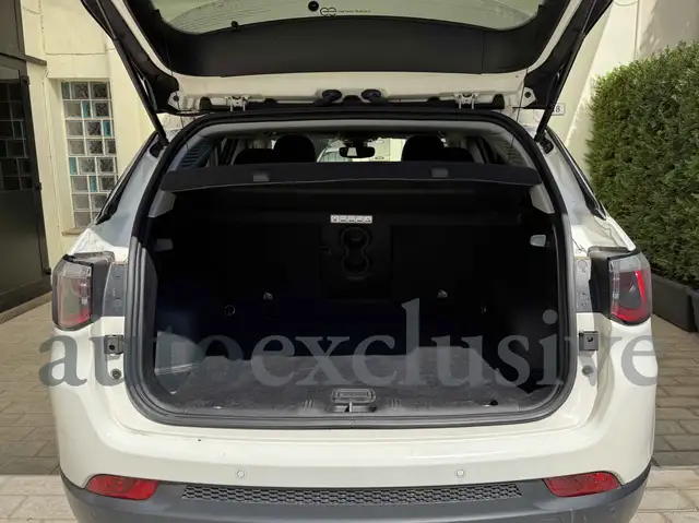 Jeep Compass view 14