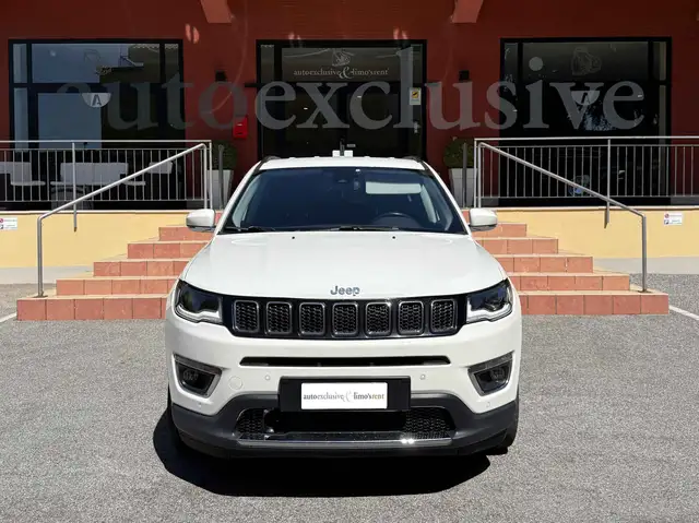 Jeep Compass view 3