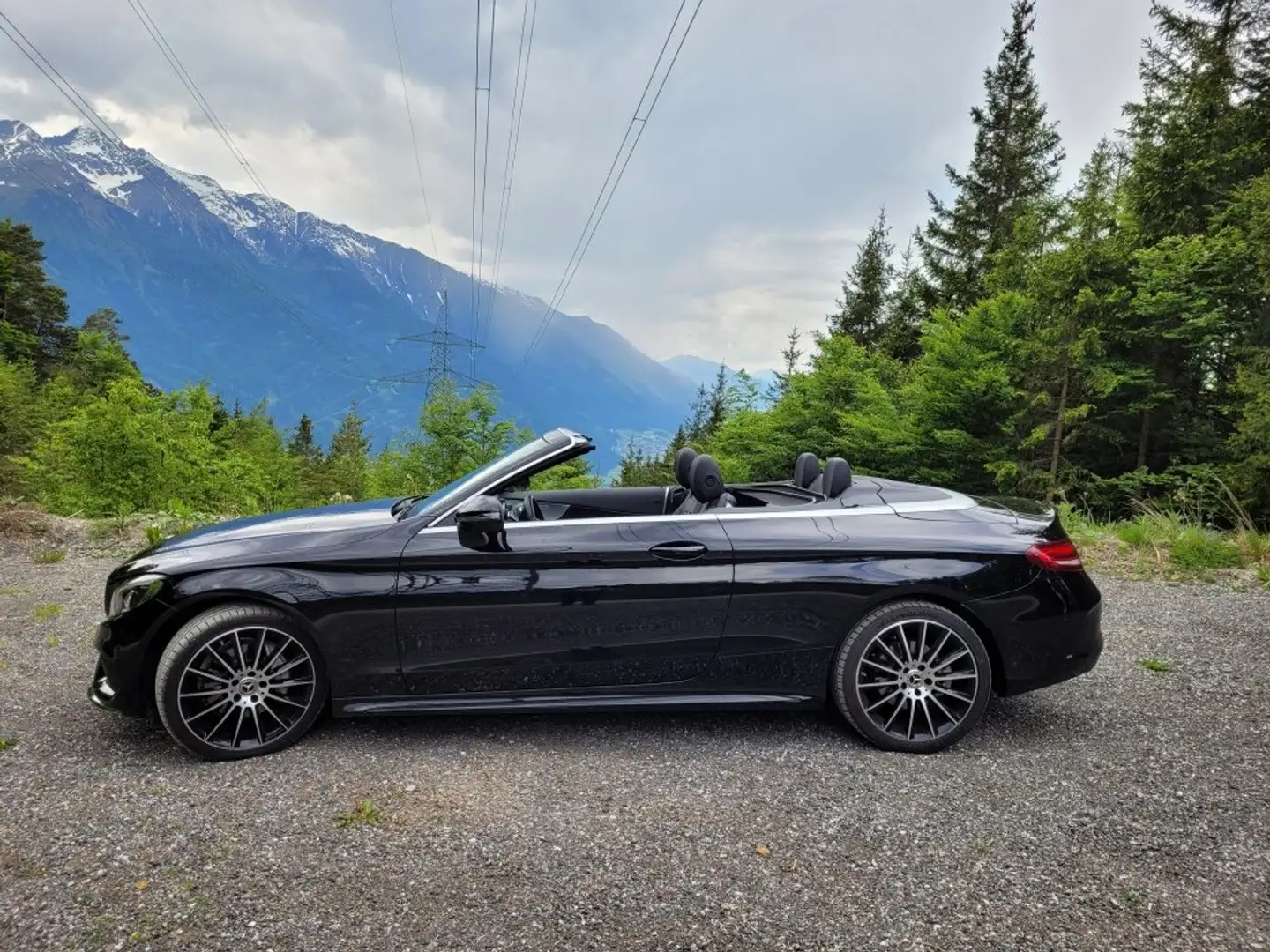 Mercedes-Benz C 180 C 180 Cabrio Aut. AMG Line Schwarz - 2