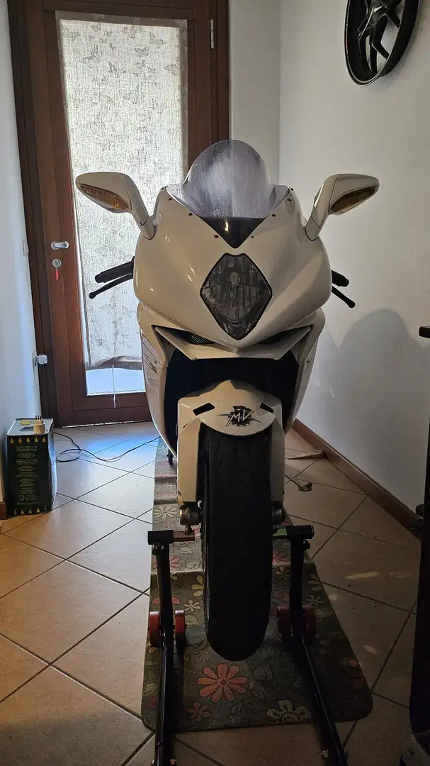 MV Agusta F3 eas Alb - 2