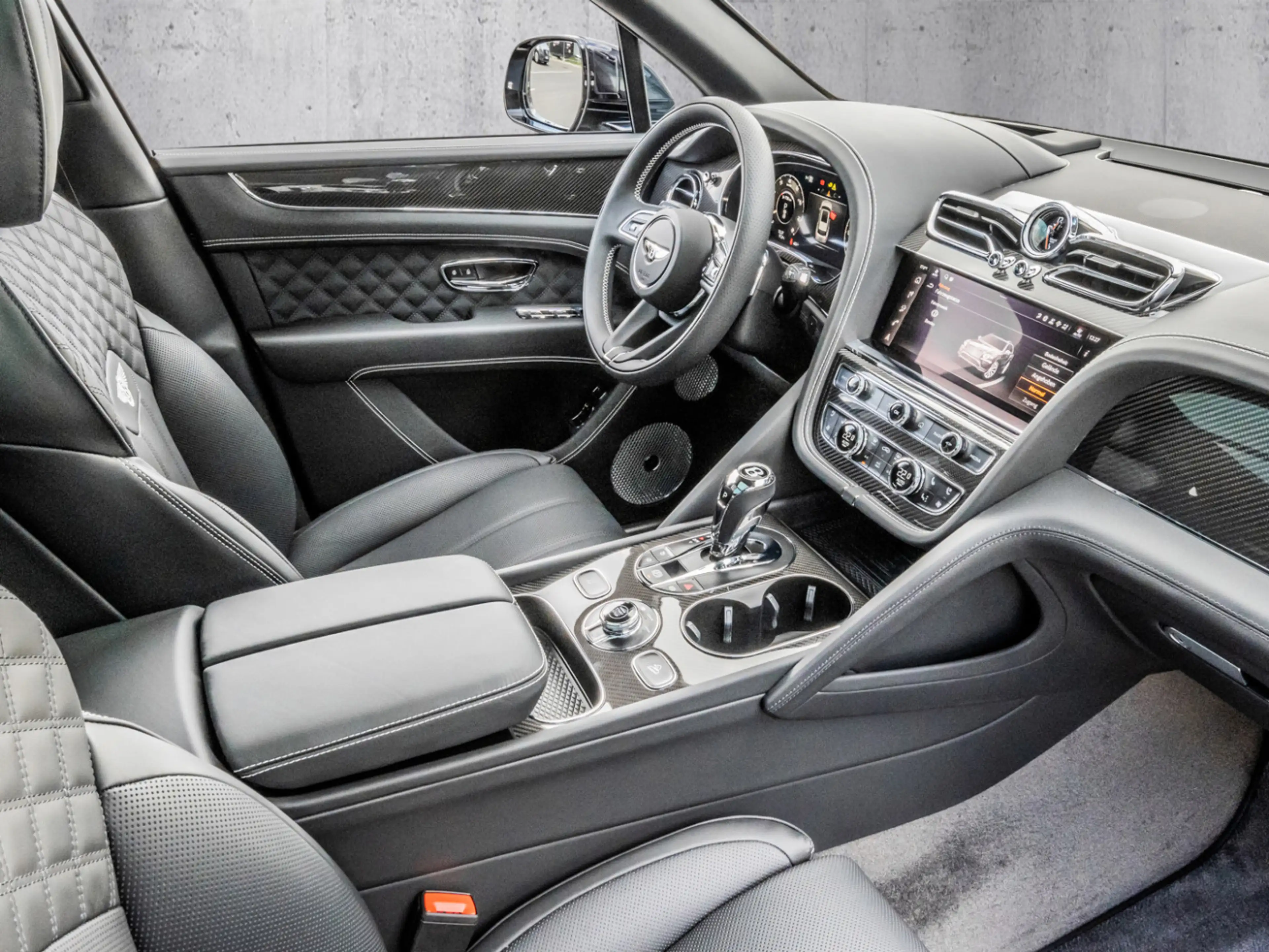 Bentley Bentayga S V8 Anthracite Satin, 4 + 1 Seat Confi — photo 11