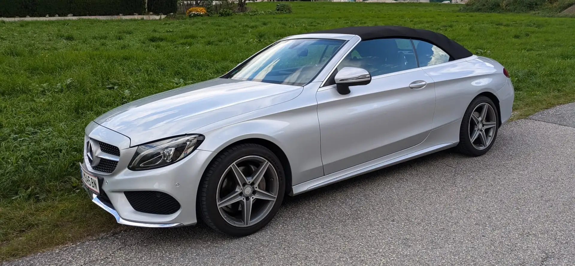 Mercedes-Benz C 180 C 180 Cabrio 9G-TRONIC AMG Line Silber - 1