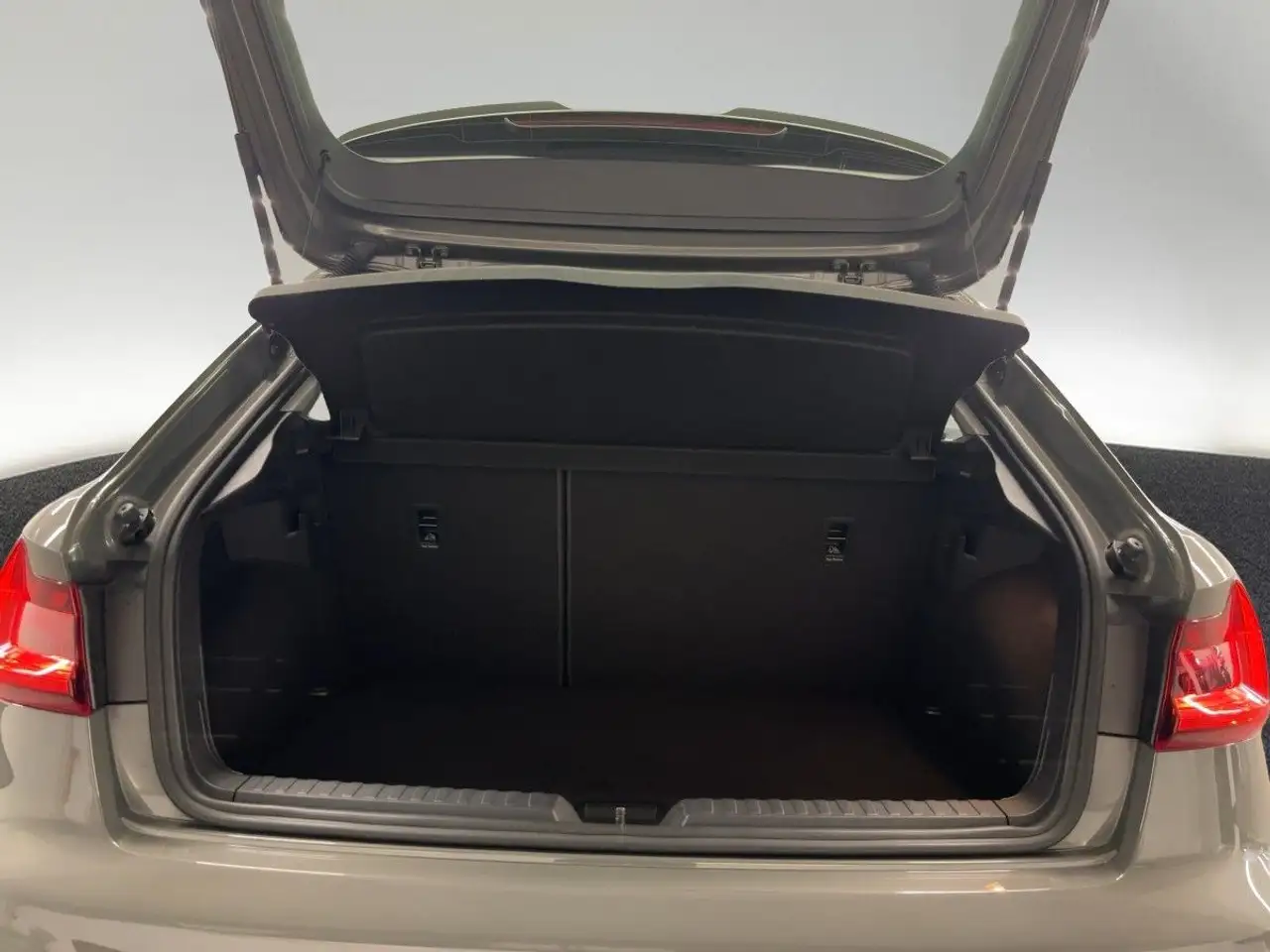 Audi A1 35 TFSI S tr. LED RFK VIRTUAL, миниатюра 9