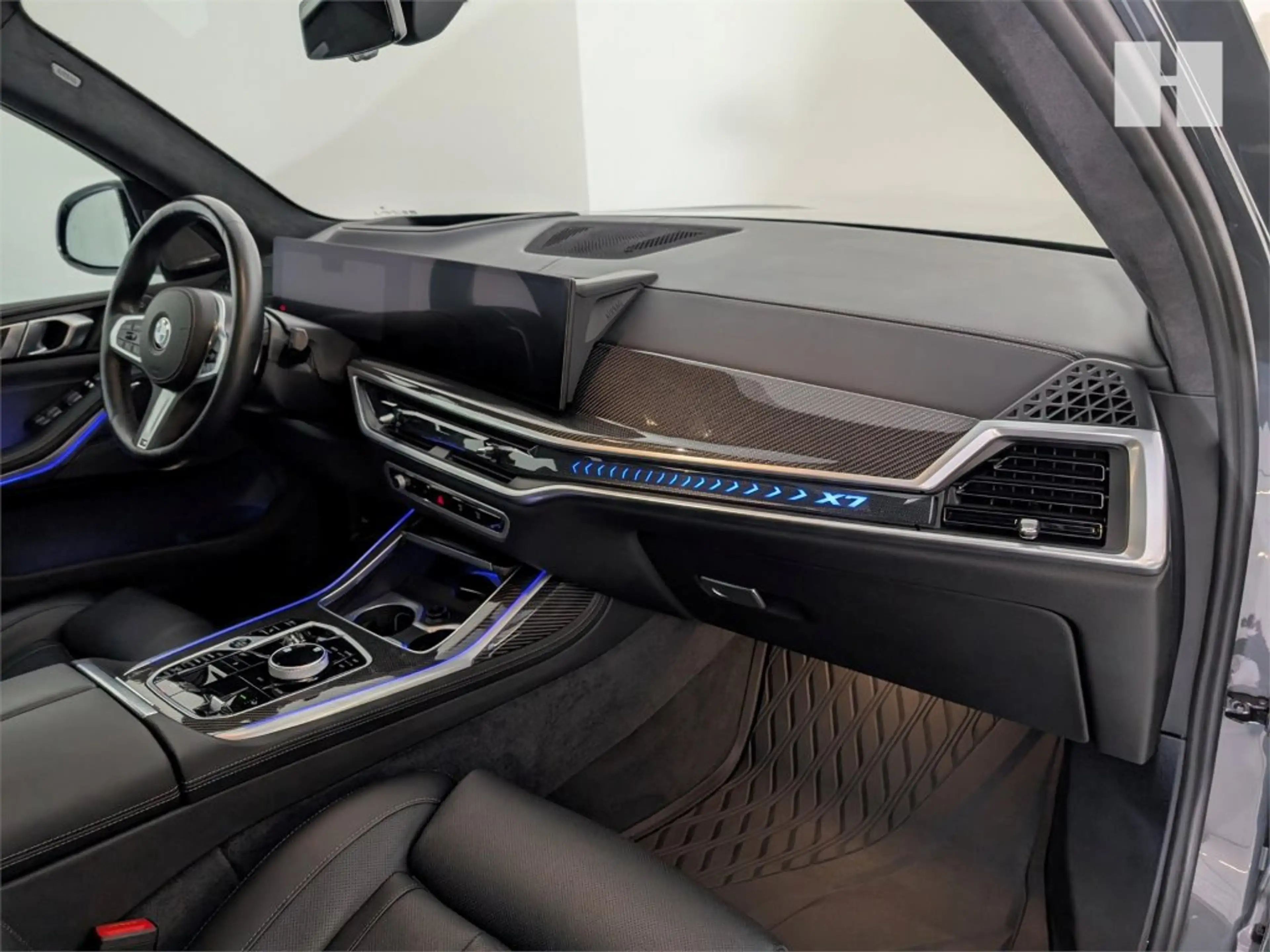 BMW X7 xDrive40d — photo 9