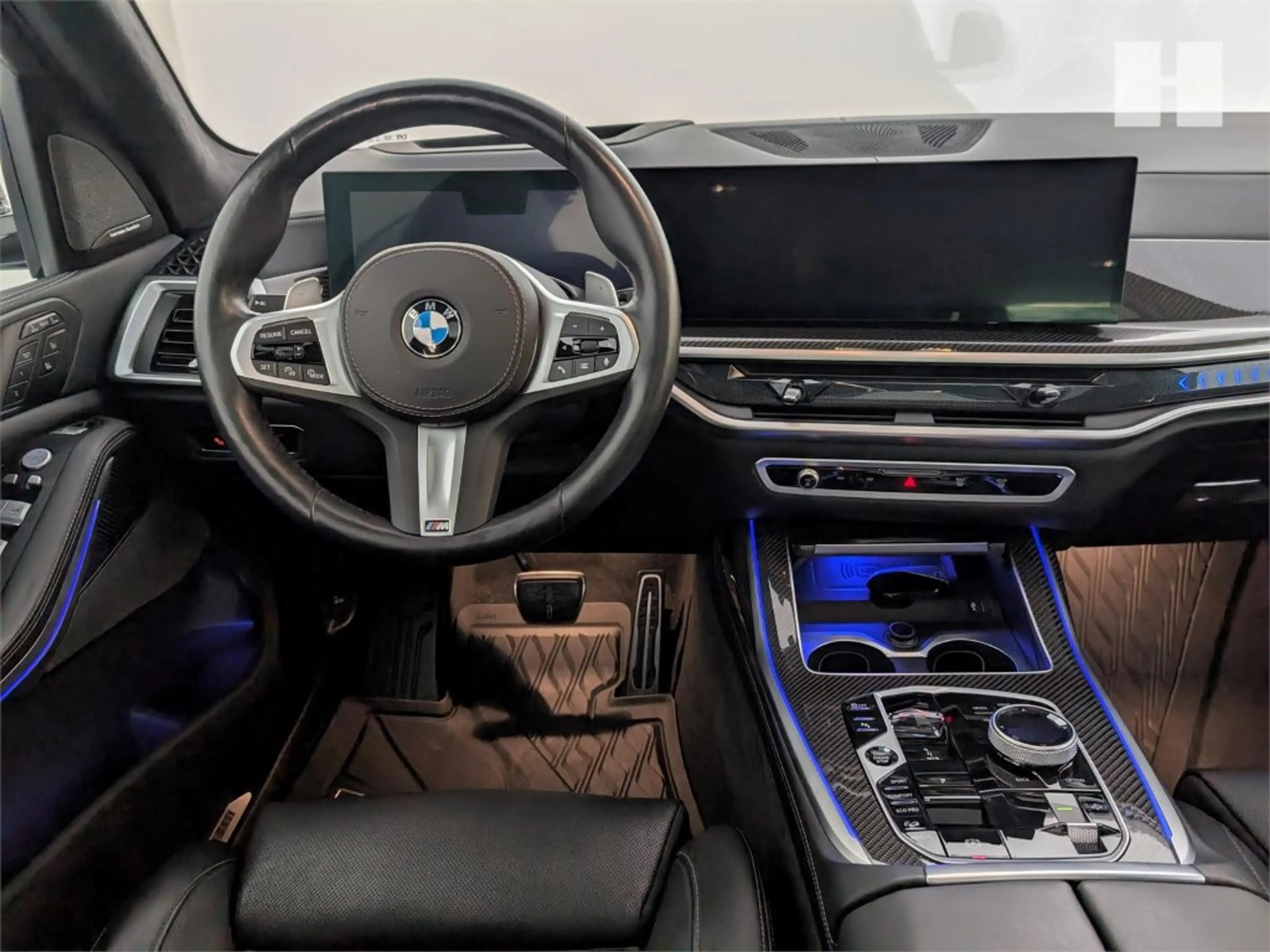 BMW X7 xDrive40d — photo 12