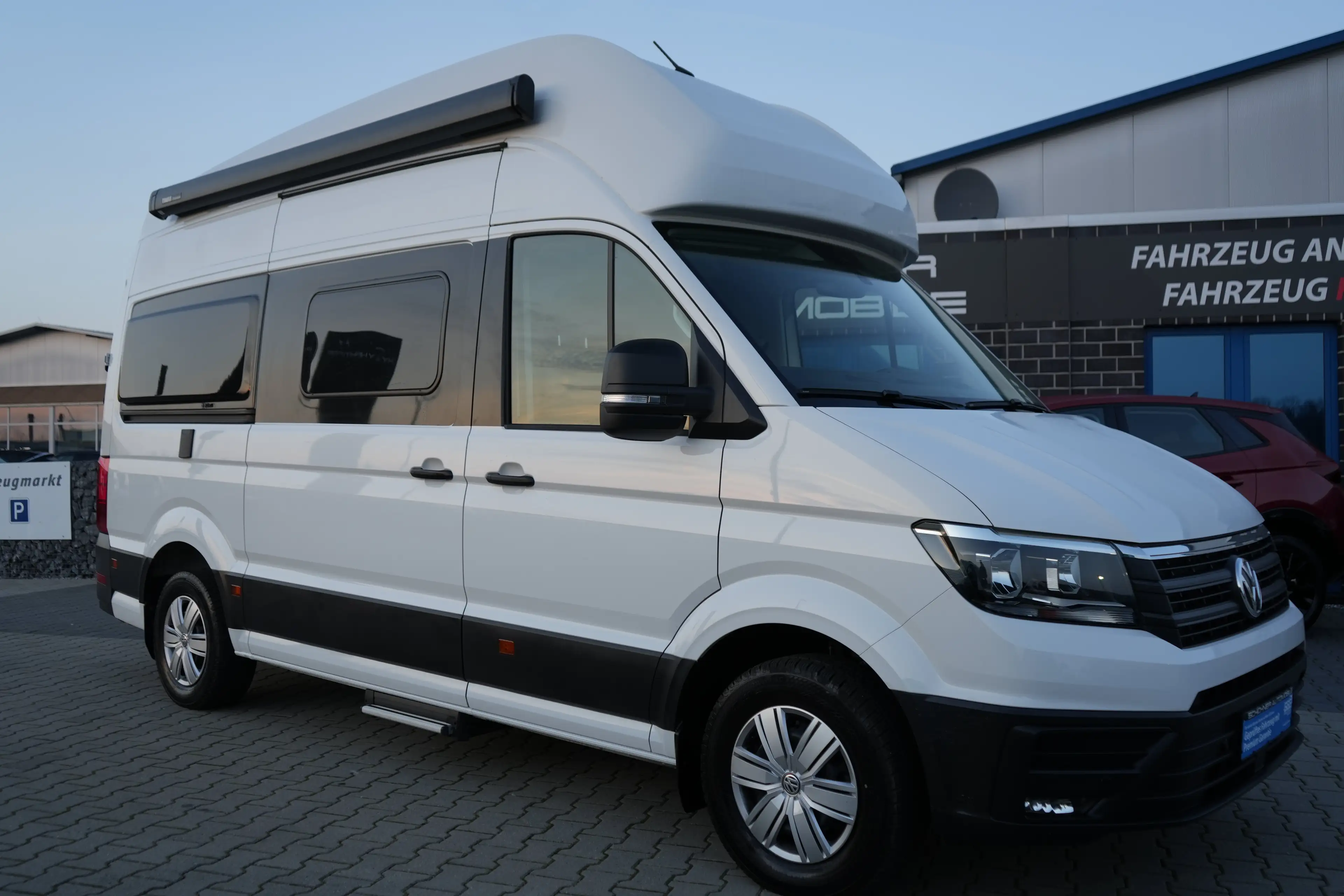 Volkswagen Grand California 600 FWD ACC LHZ SITZH. 5 SITZER Fahrradträger