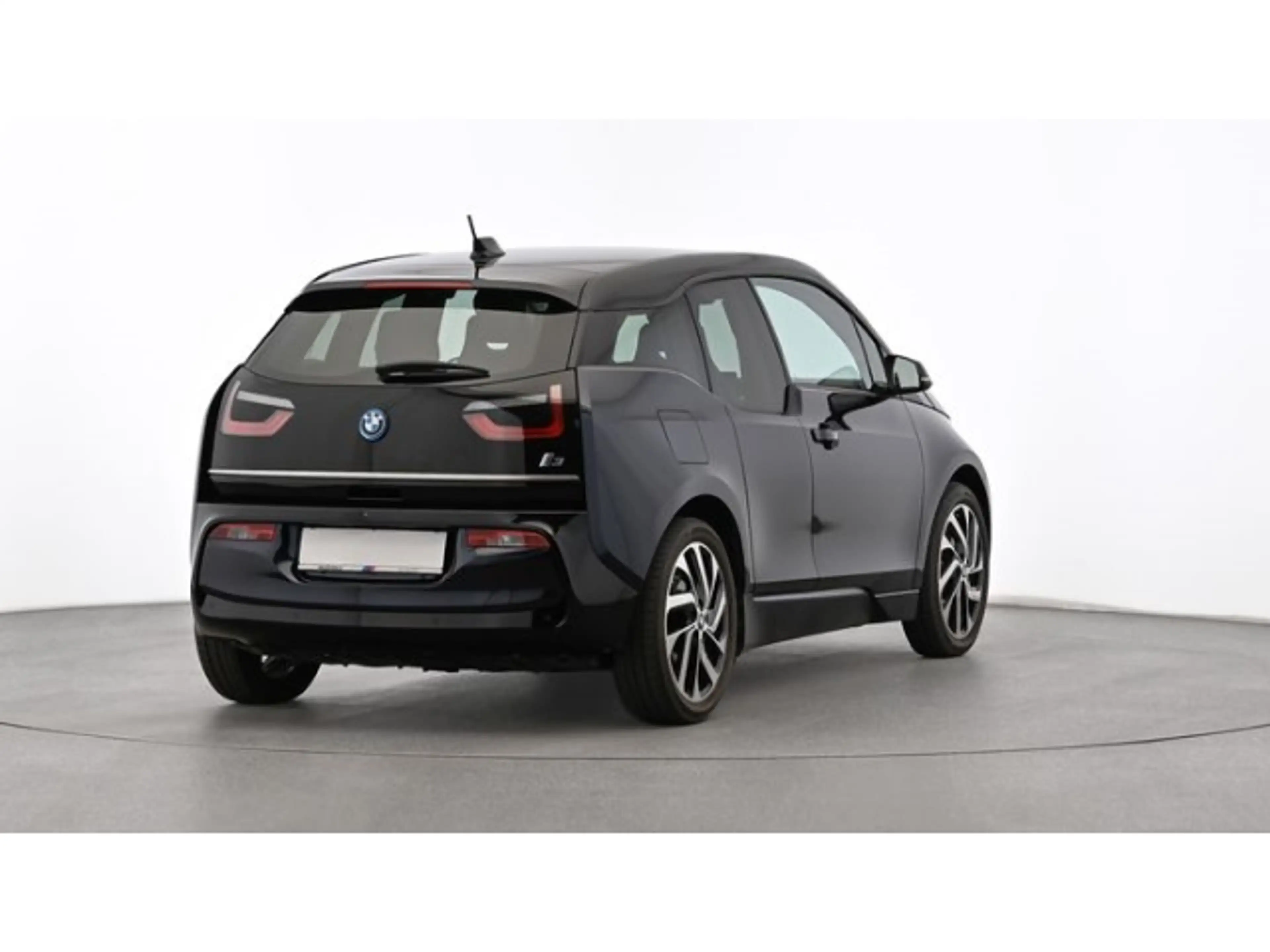 BMW i3 120Ah+NAVI+ACC+LED+SHZ+MFL+DAB+WIRELESS+BT+BC — photo 10