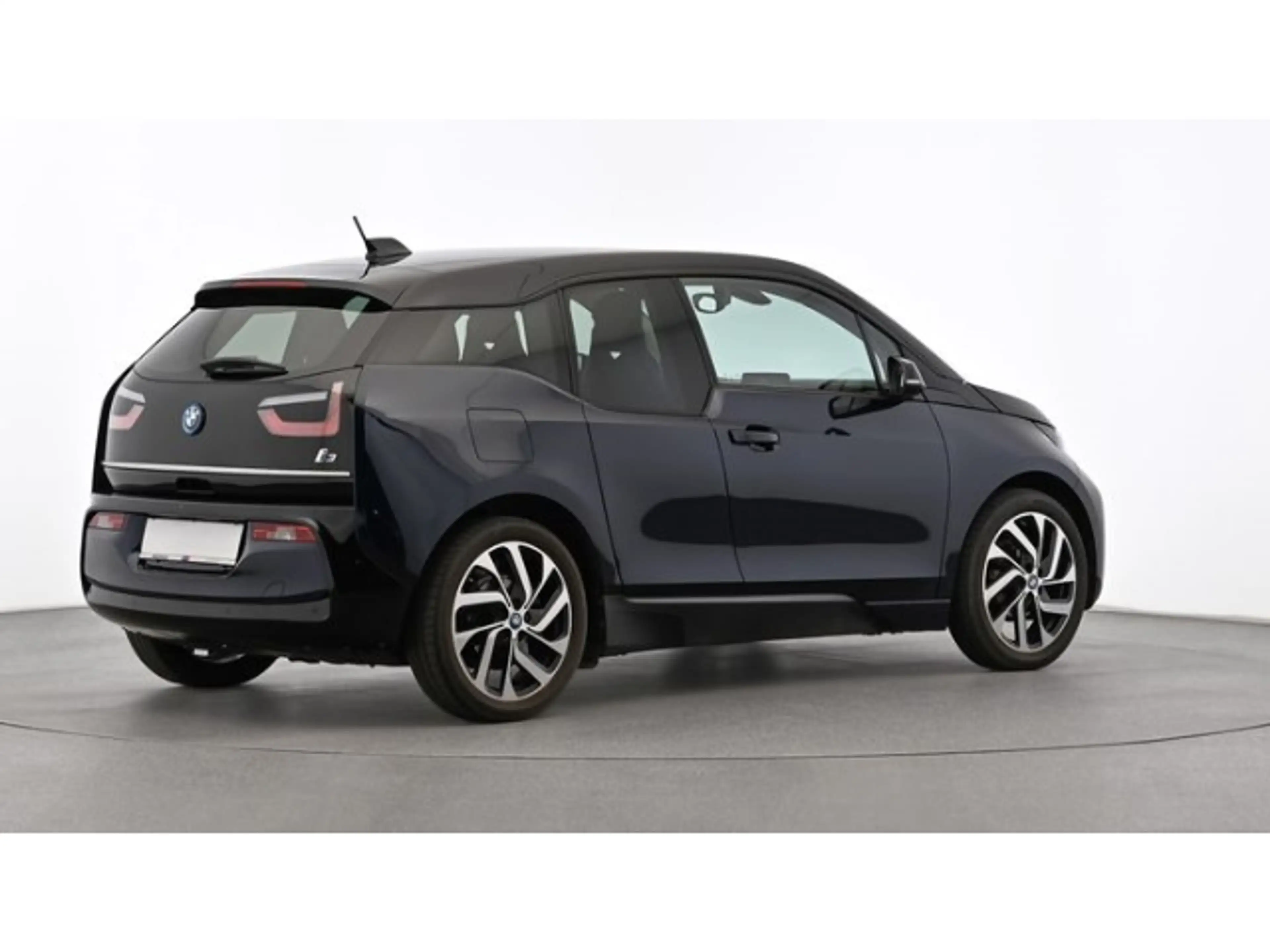 BMW i3 120Ah+NAVI+ACC+LED+SHZ+MFL+DAB+WIRELESS+BT+BC — photo 8