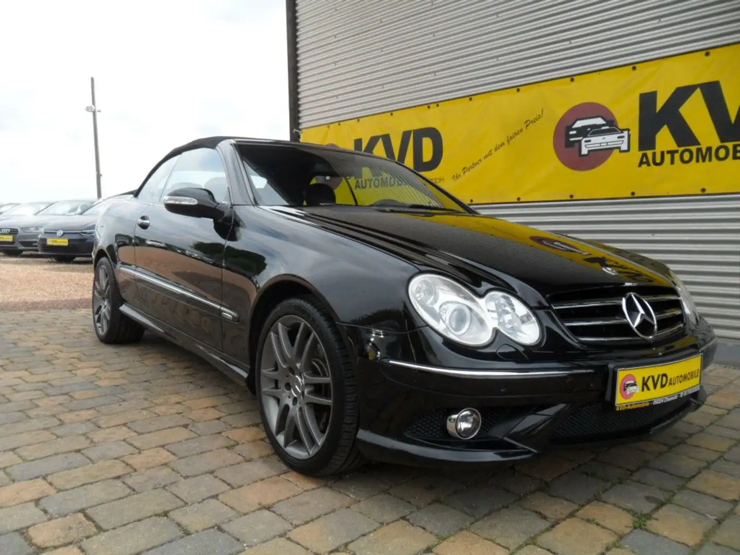 Mercedes-Benz CLK 200 Cabrio Sport Edition AMG Styling Noir - 2