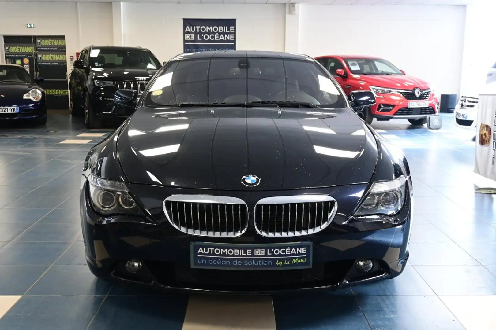 BMW 630 SERIE E63 630Ci A / INDIVIDUAL Noir - 2