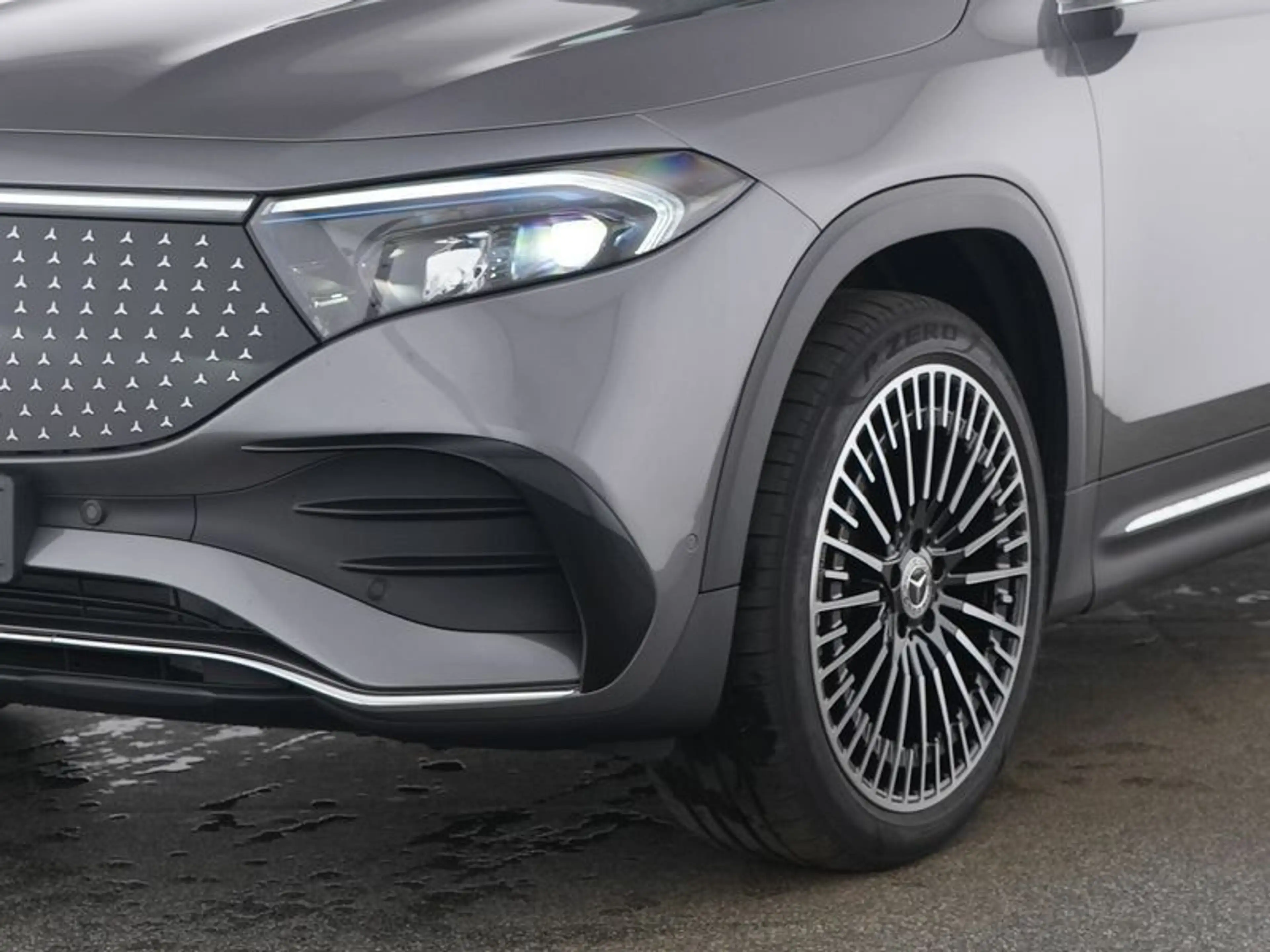 Mercedes-Benz EQB 350 4M AMG-PREMIUM LEDER AHK PANO FAP MEMORY — photo 3