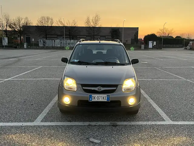 Suzuki Ignis 1.5 GL (special edition) 4wd
