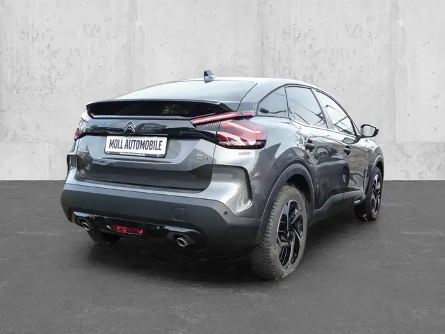 Citroen C4 view 2