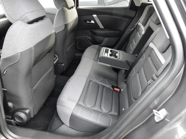 Citroen C4 view 15