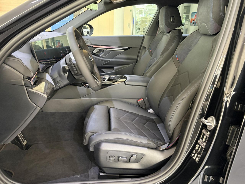 BMW 520 d xDr. Touring M Sport Pro Driv.Prof. AHK 20" — photo 12