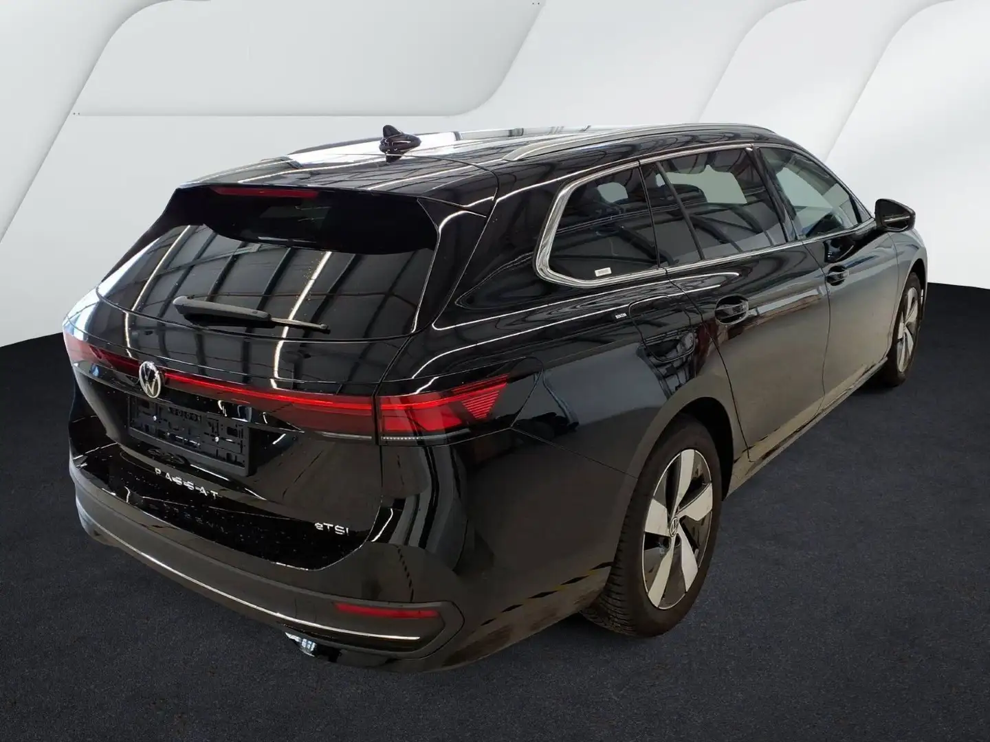 Volkswagen Passat Variant Business 1.5 eTSI DSG LED NAVI AH Schwarz - 2