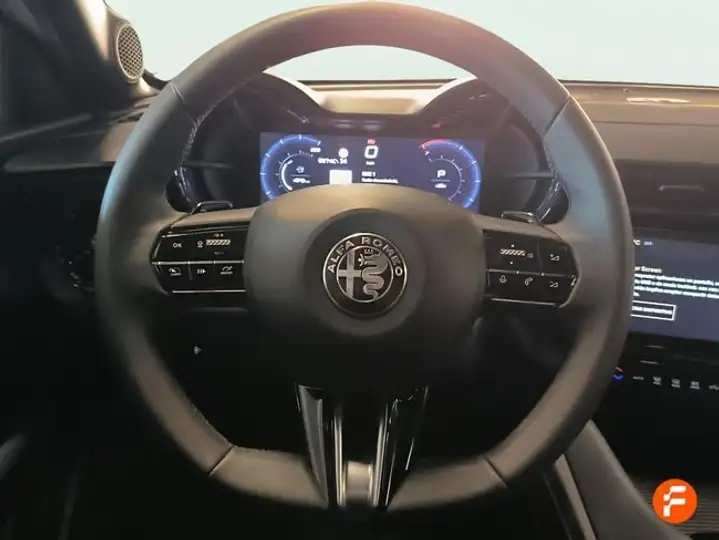 Alfa Romeo Junior 2025, foto 11