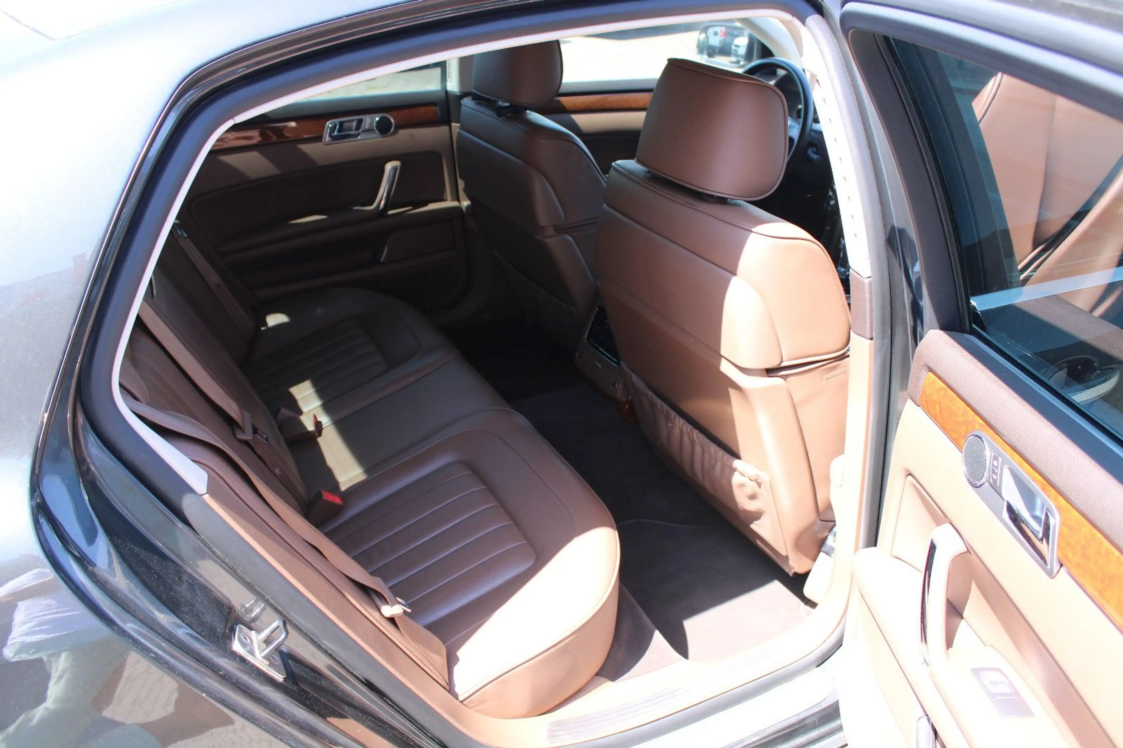 Volkswagen Phaeton V6 TDI 4M.,Kamera,Sthzg.,Sitzlüftung,AHK — photo 9