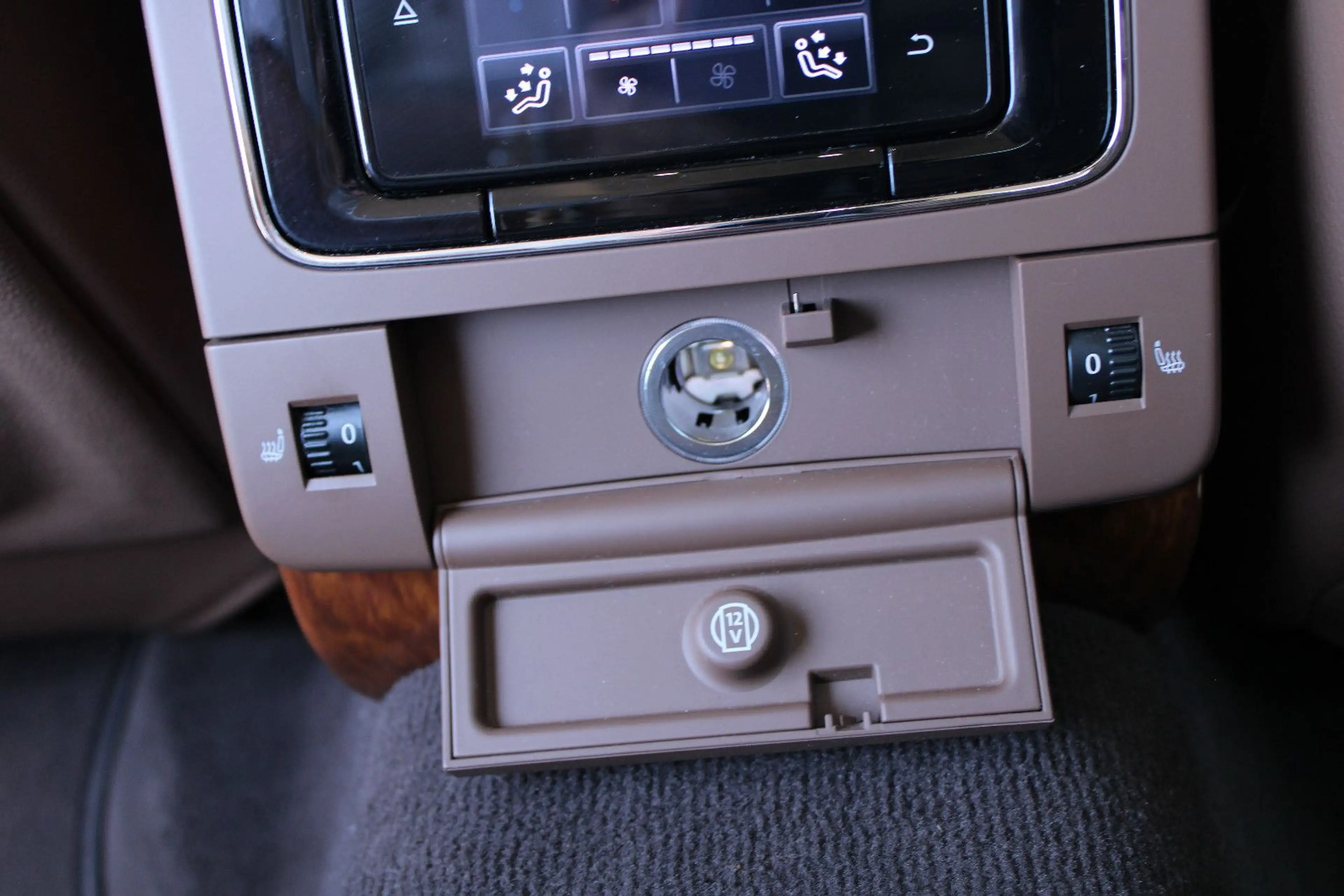 Volkswagen Phaeton V6 TDI 4M.,Kamera,Sthzg.,Sitzlüftung,AHK — photo 11