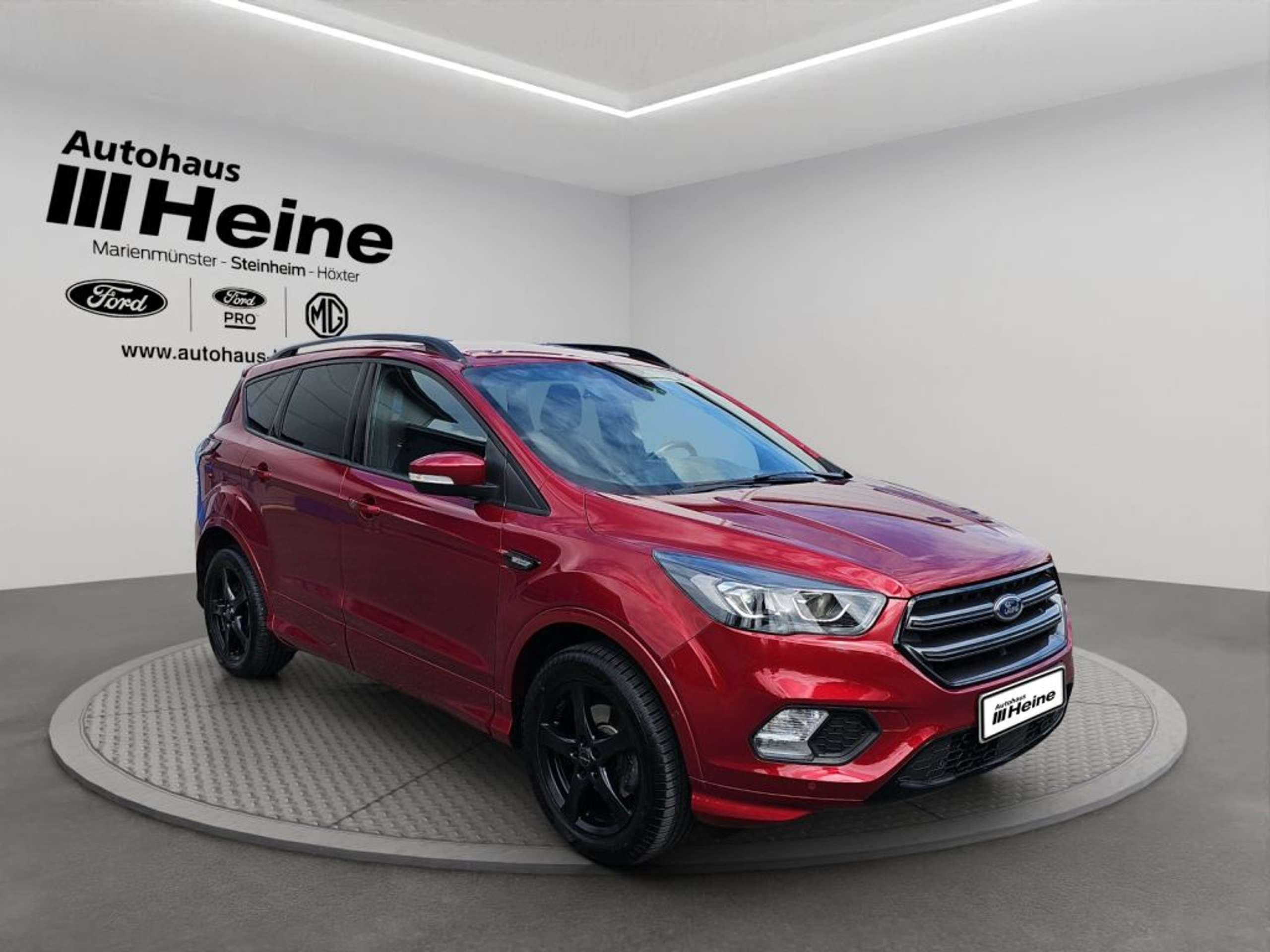 Fahrzeugabbildung Ford Kuga 1.5 EcoBoost 2x4 ST-Line *ACC*RFK*KEY-FREE* - mit KI generiert/bearbeitet