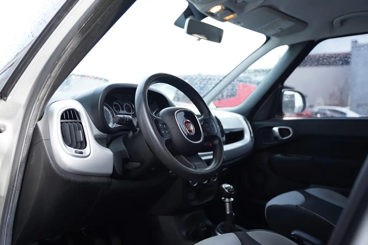 Fiat 500L снимка Fiat 500L