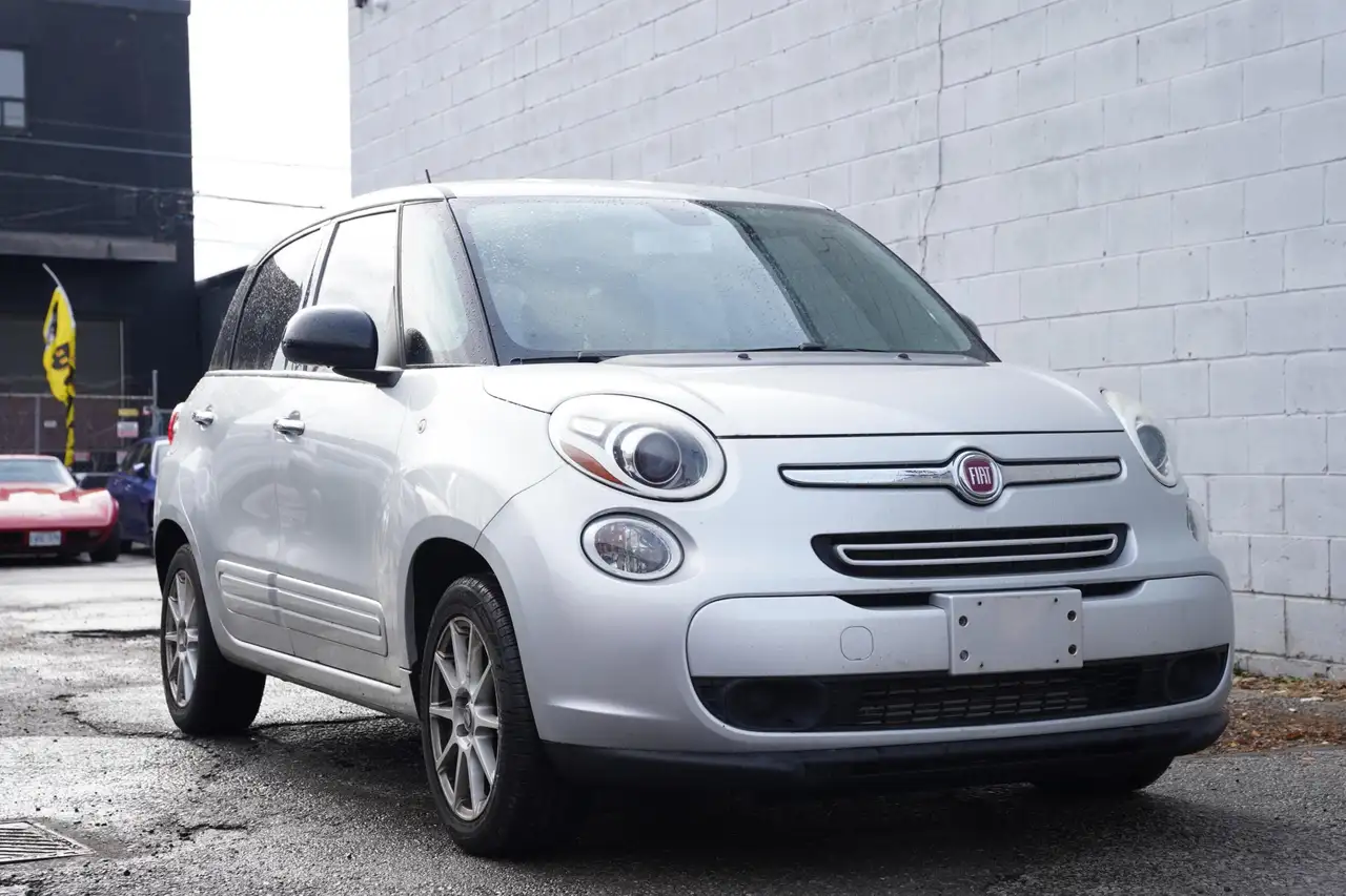 Fiat 500L снимка Fiat 500L