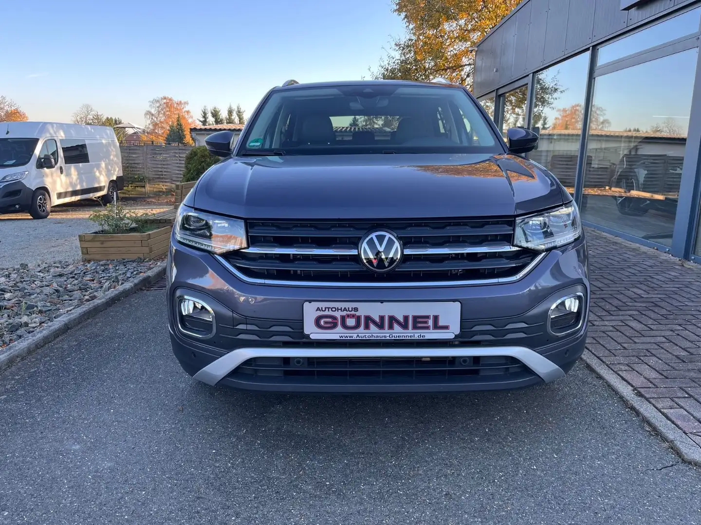 Volkswagen T-Cross Style DSG+LED+SHZ+RFK+GJR Gris - 2