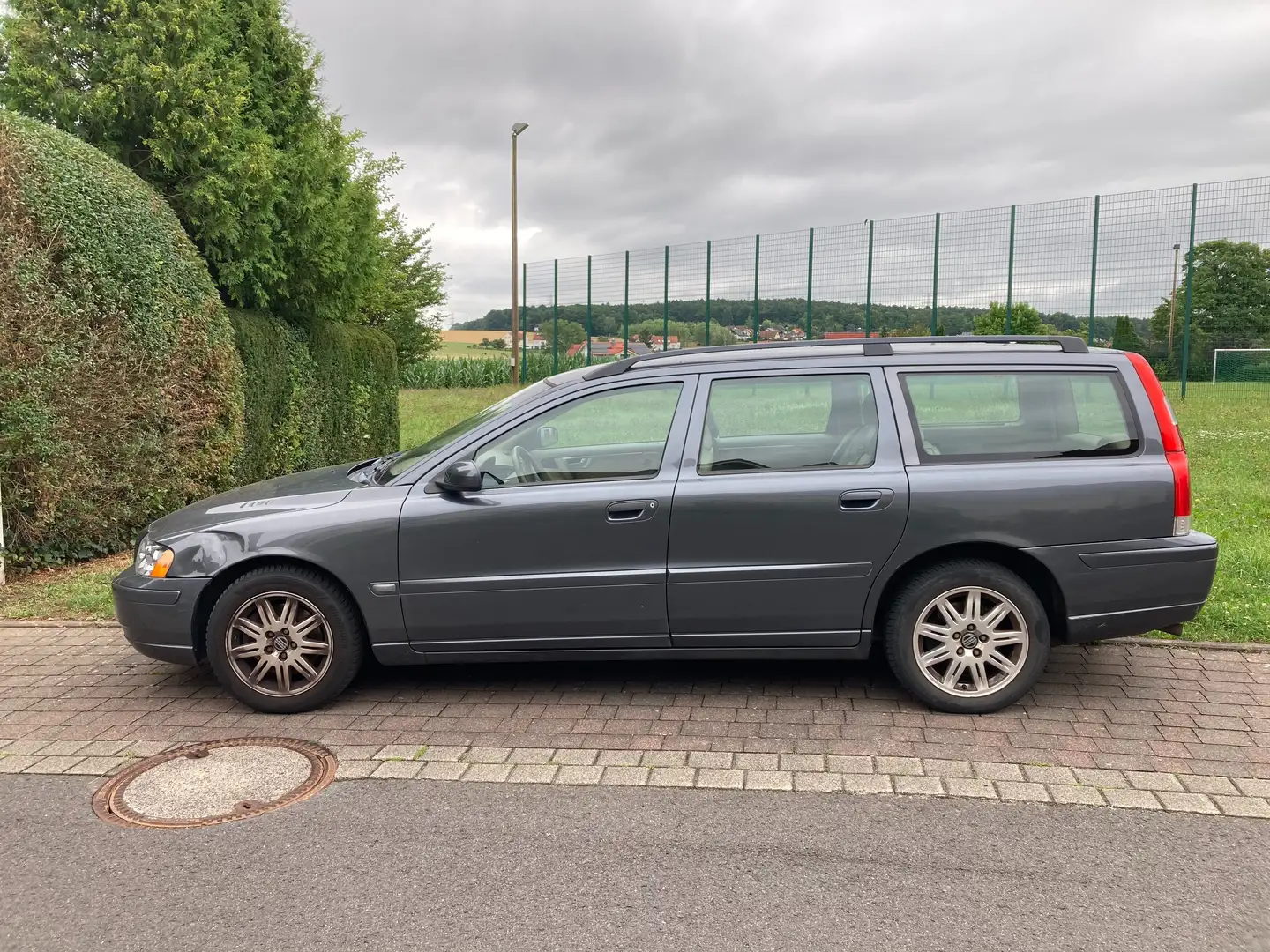 Volvo V70 V70 Bi-Fuel Momentum - 2