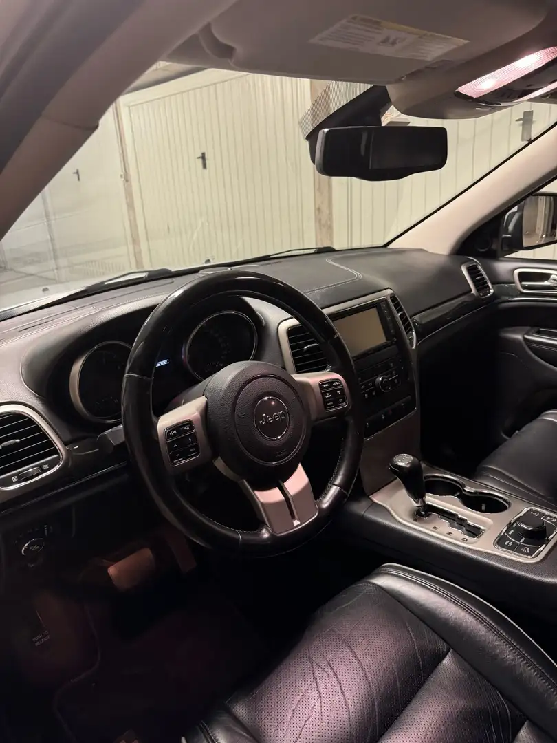 Jeep Grand Cherokee 3.0 crd Overland auto - 2