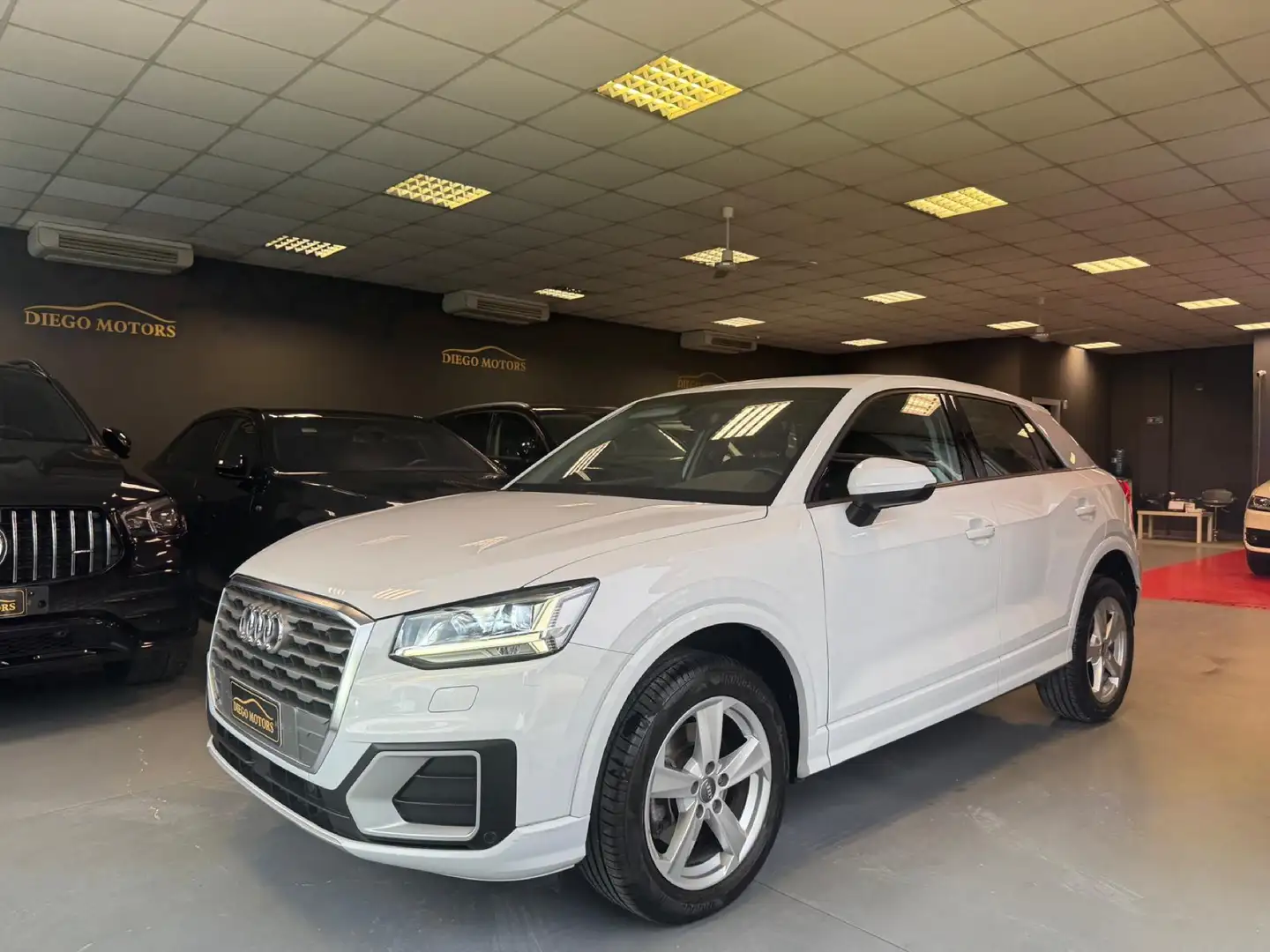 Audi Q2 30 1.6 tdi Business s-tronic my19 Wit - 1