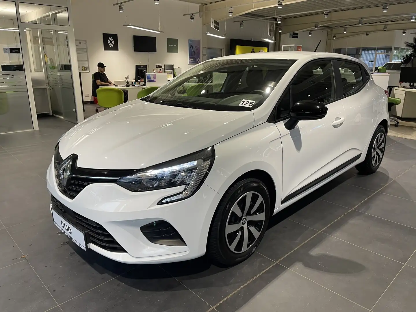 Renault Clio EQUILIBRE SCe 65PS Blanc - 1