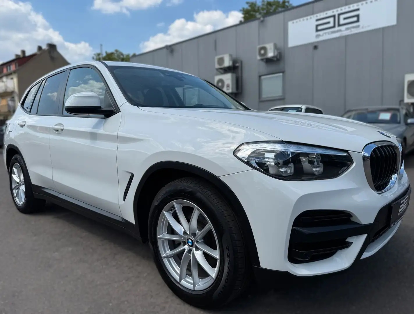 BMW X3 20d xDrive * 2.Hand/Navi/Pano/HUD/17"Alus* Weiß - 1