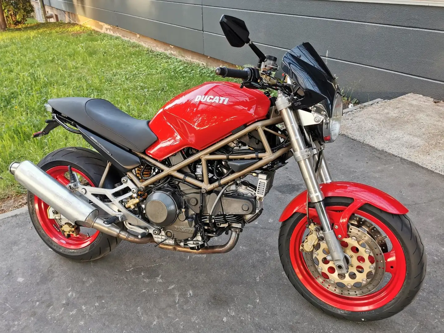 Ducati Monster 900 Motor läuft einwandfrei Czerwony - 1