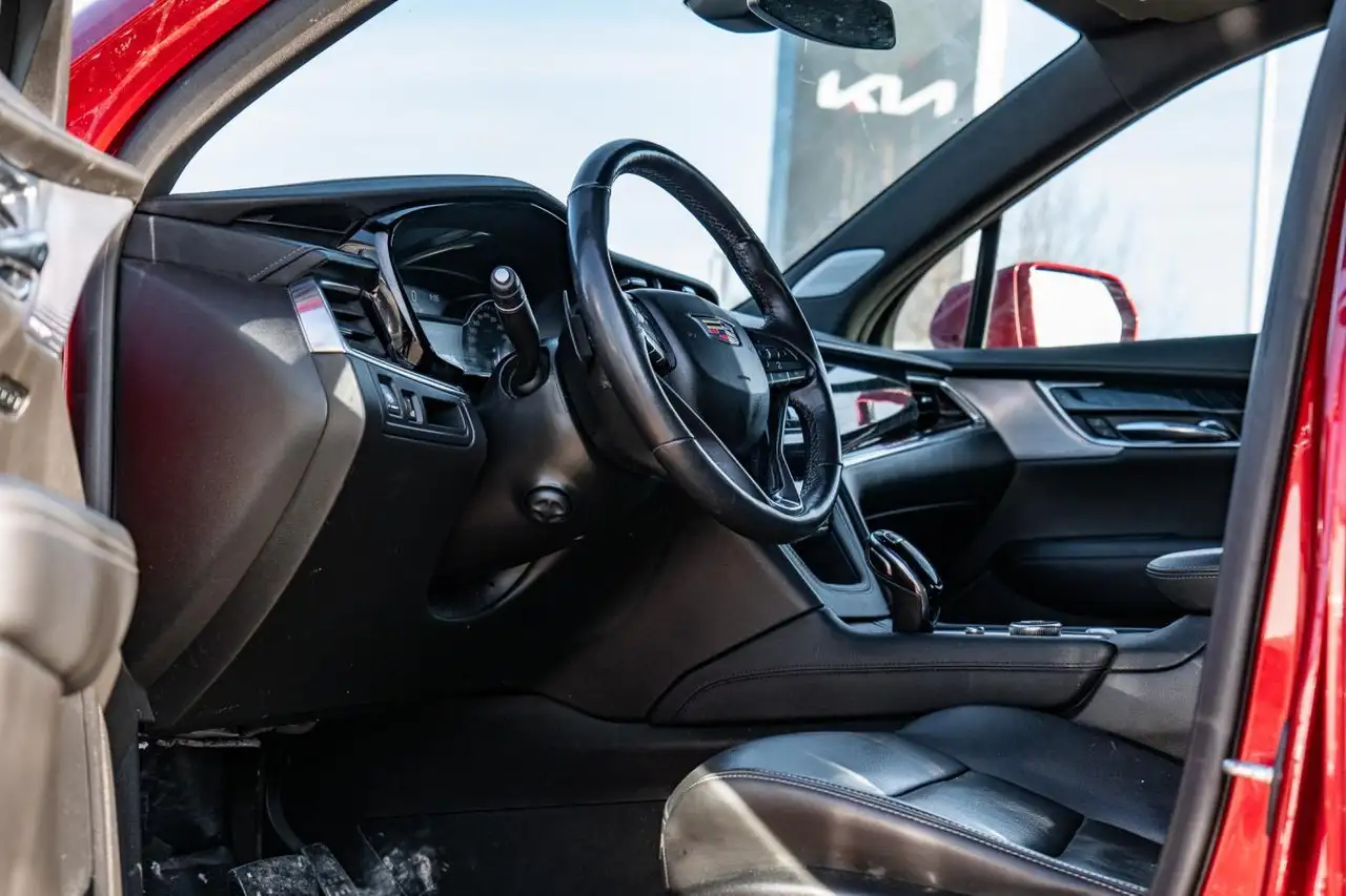 Cadillac XT6 снимка Cadillac XT6