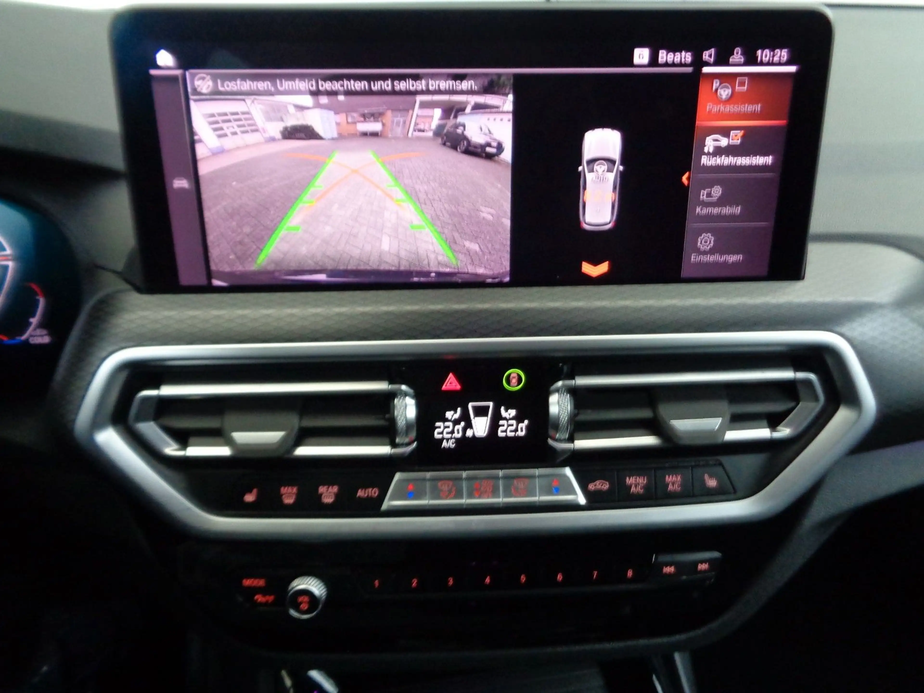 BMW X3 xDrive 20 d M Sport Leder LED LiveCockpit AHK — photo 5