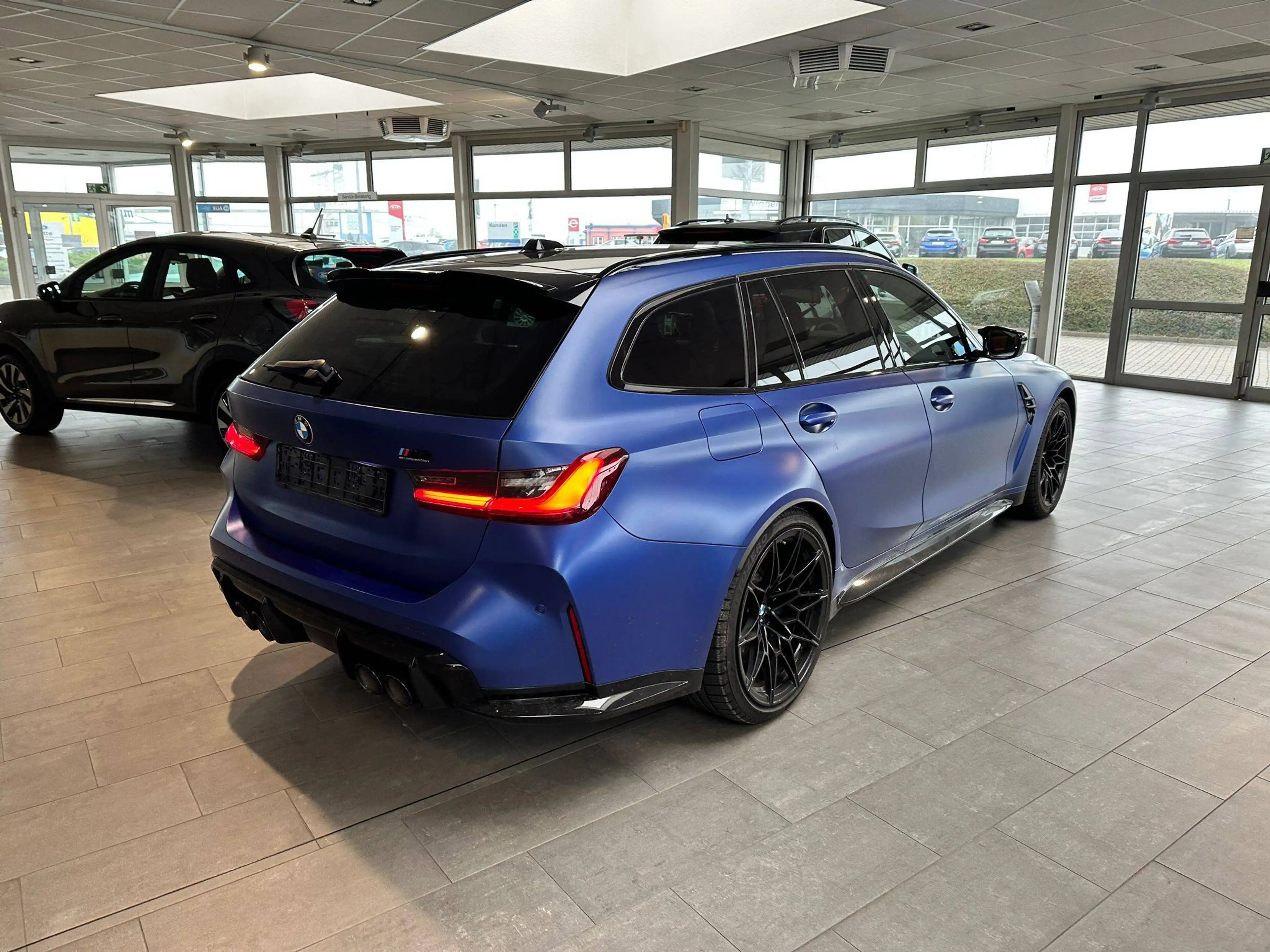 BMW M3 M3 Touring xDrive — photo 6
