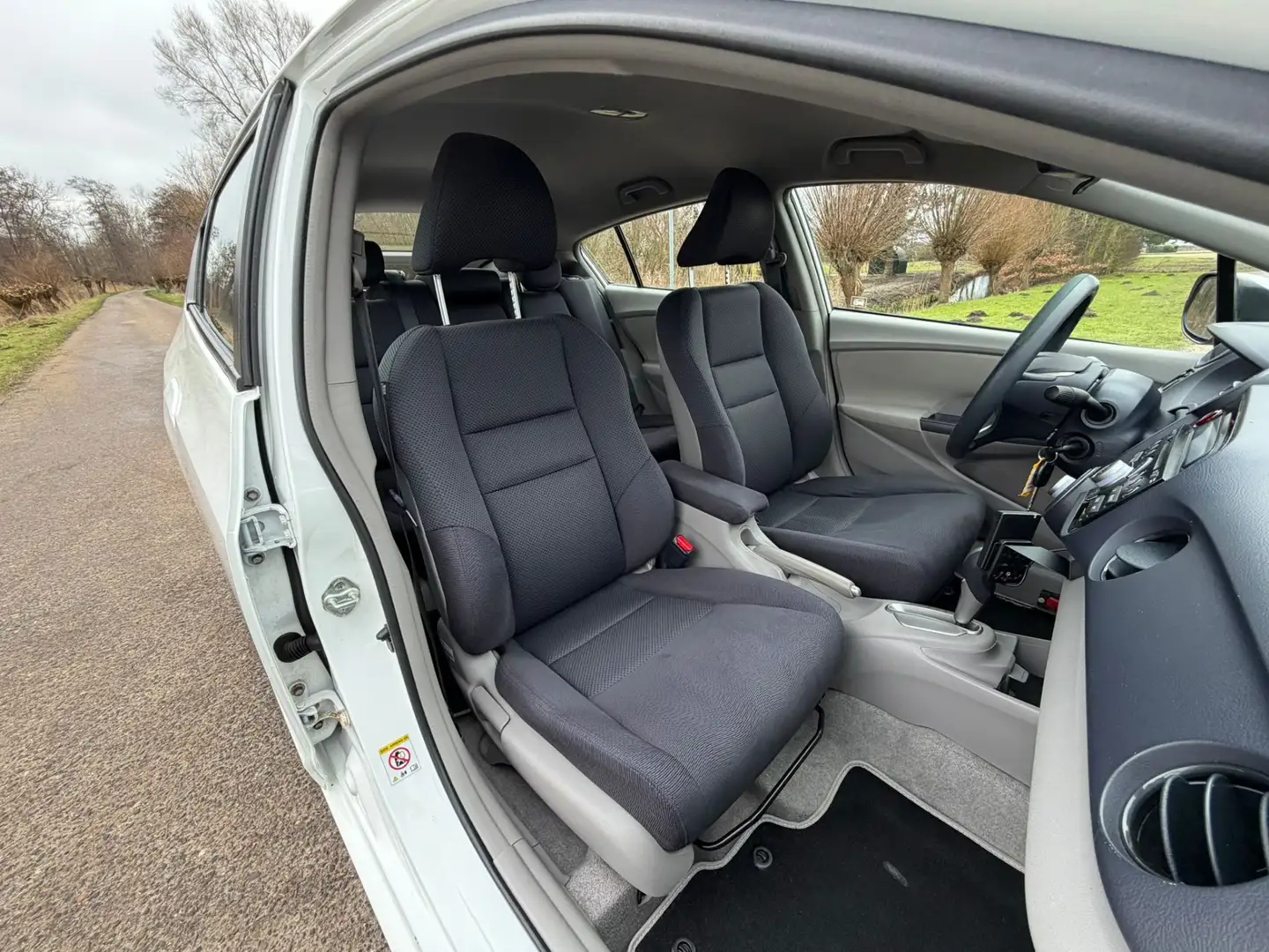 Honda Insight 1.3 Comfort / Hybrid / Automaat / Radio-CD / Airco Weiß - 2
