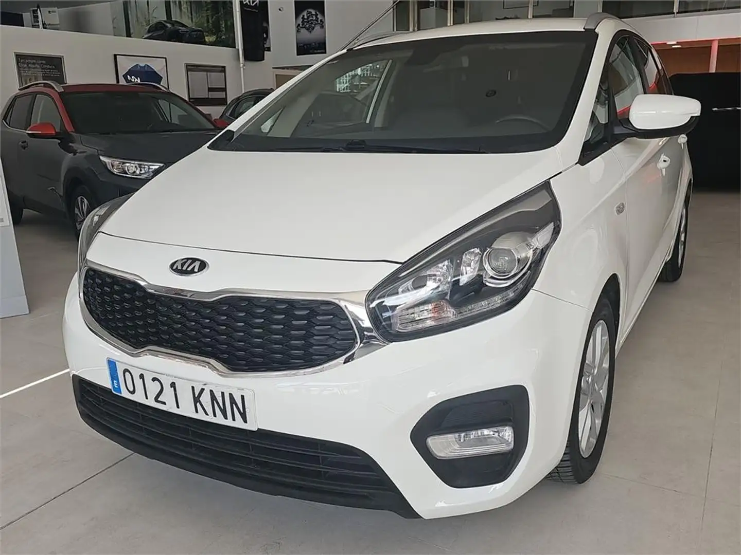 Kia Carens 1.6 GDi Concept 135 - 2