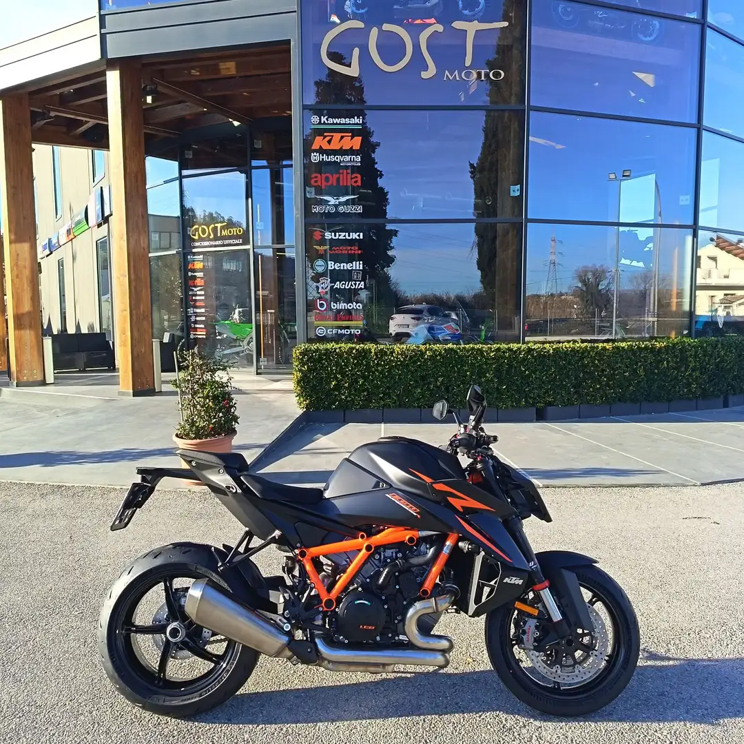 KTM 1390 Super Duke R R Black - 1